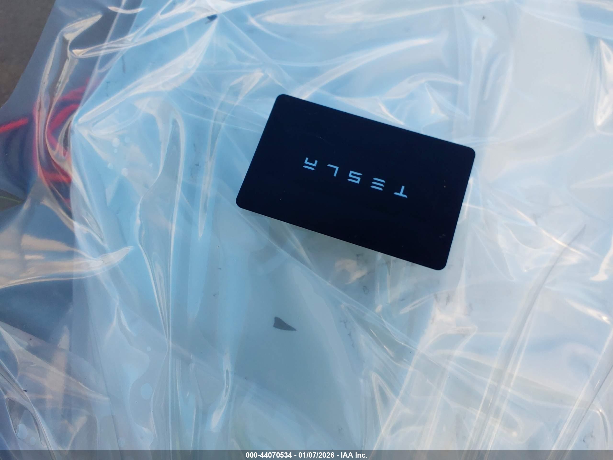 TESLA MODEL image 11