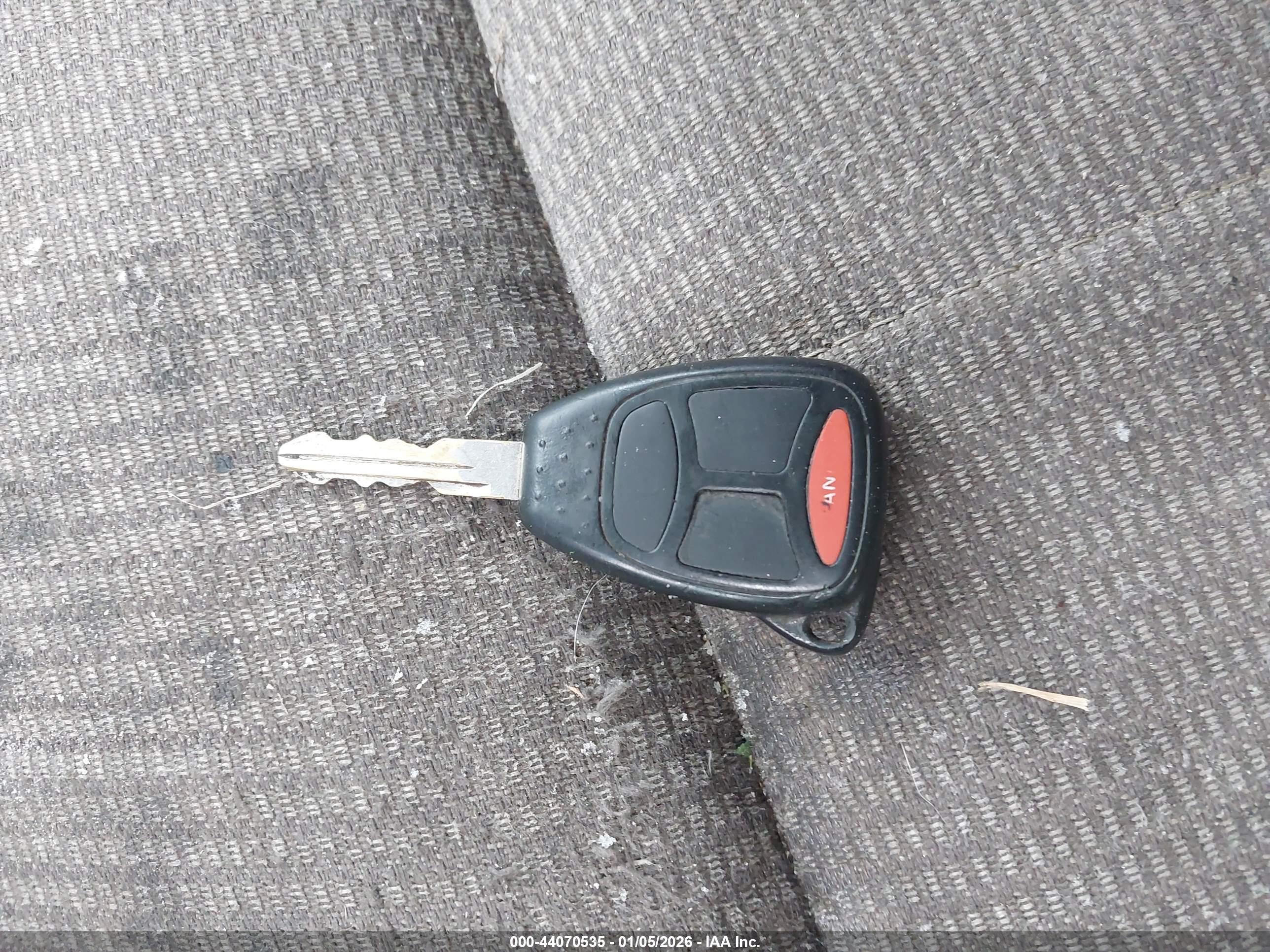 DODGE DAKOTA image 11