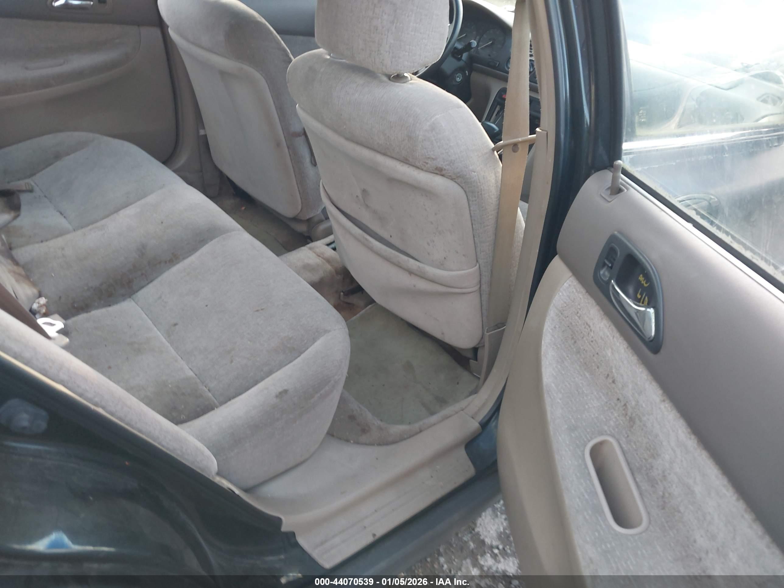 HONDA ACCORD image 8