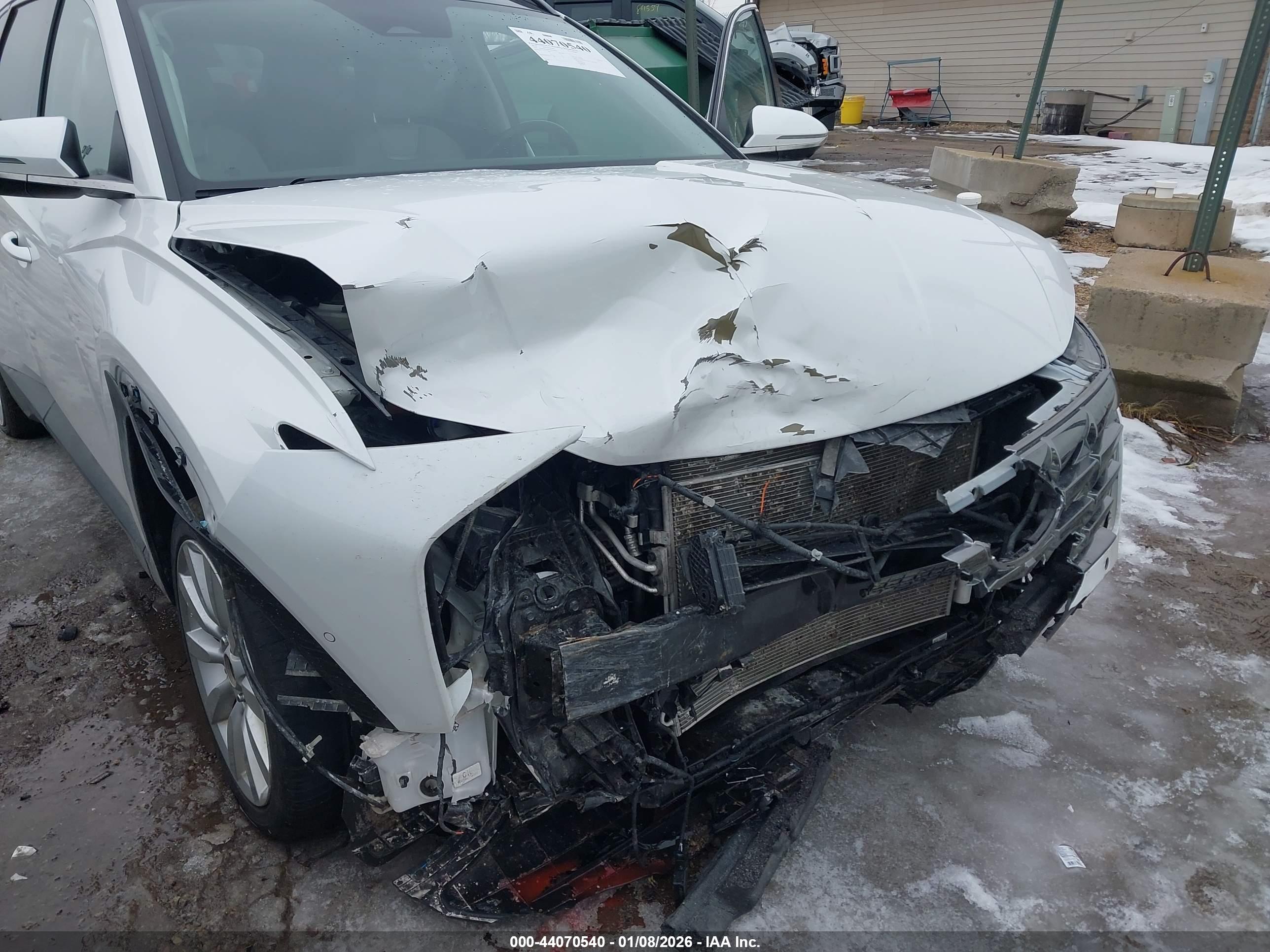 HYUNDAI TUCSON image 6