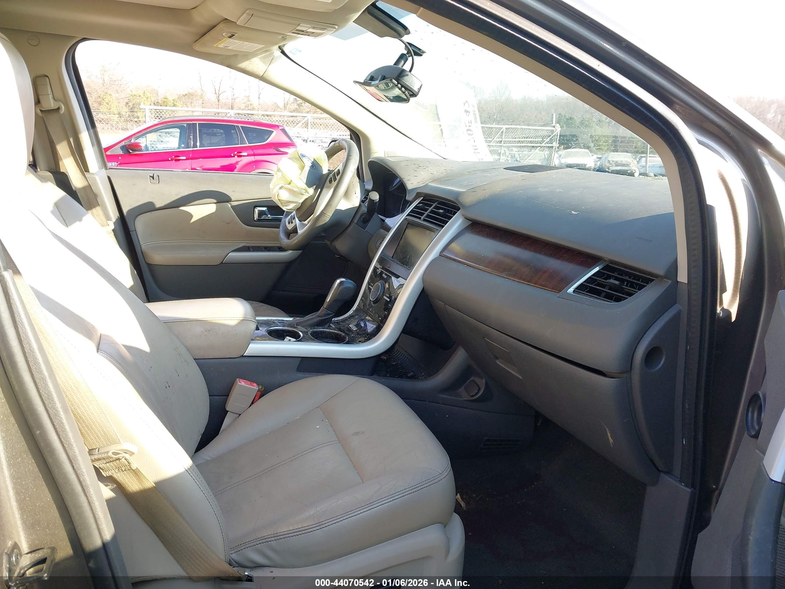 FORD EDGE image 5