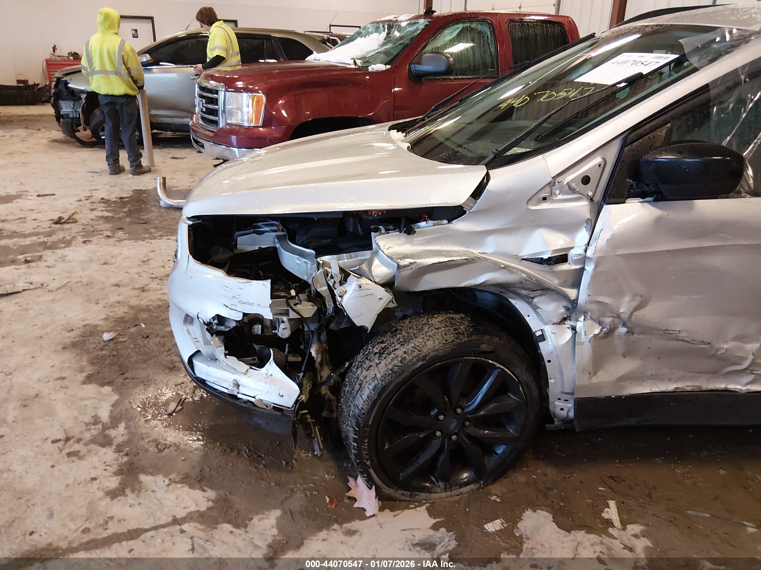FORD ESCAPE image 6