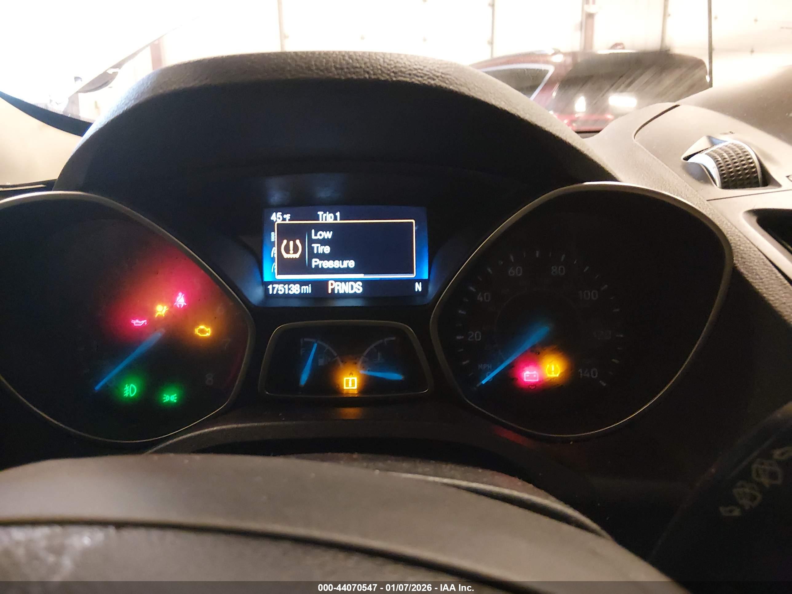 FORD ESCAPE image 7
