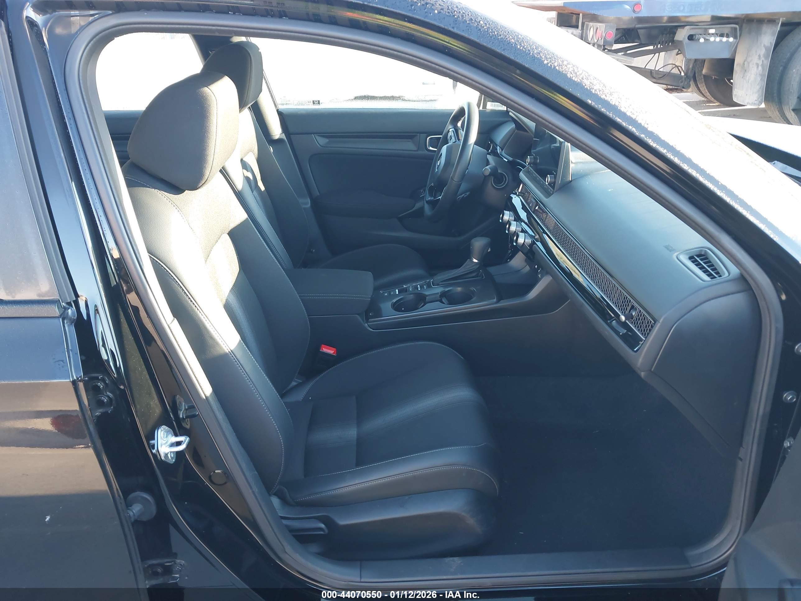 HONDA CIVIC image 5