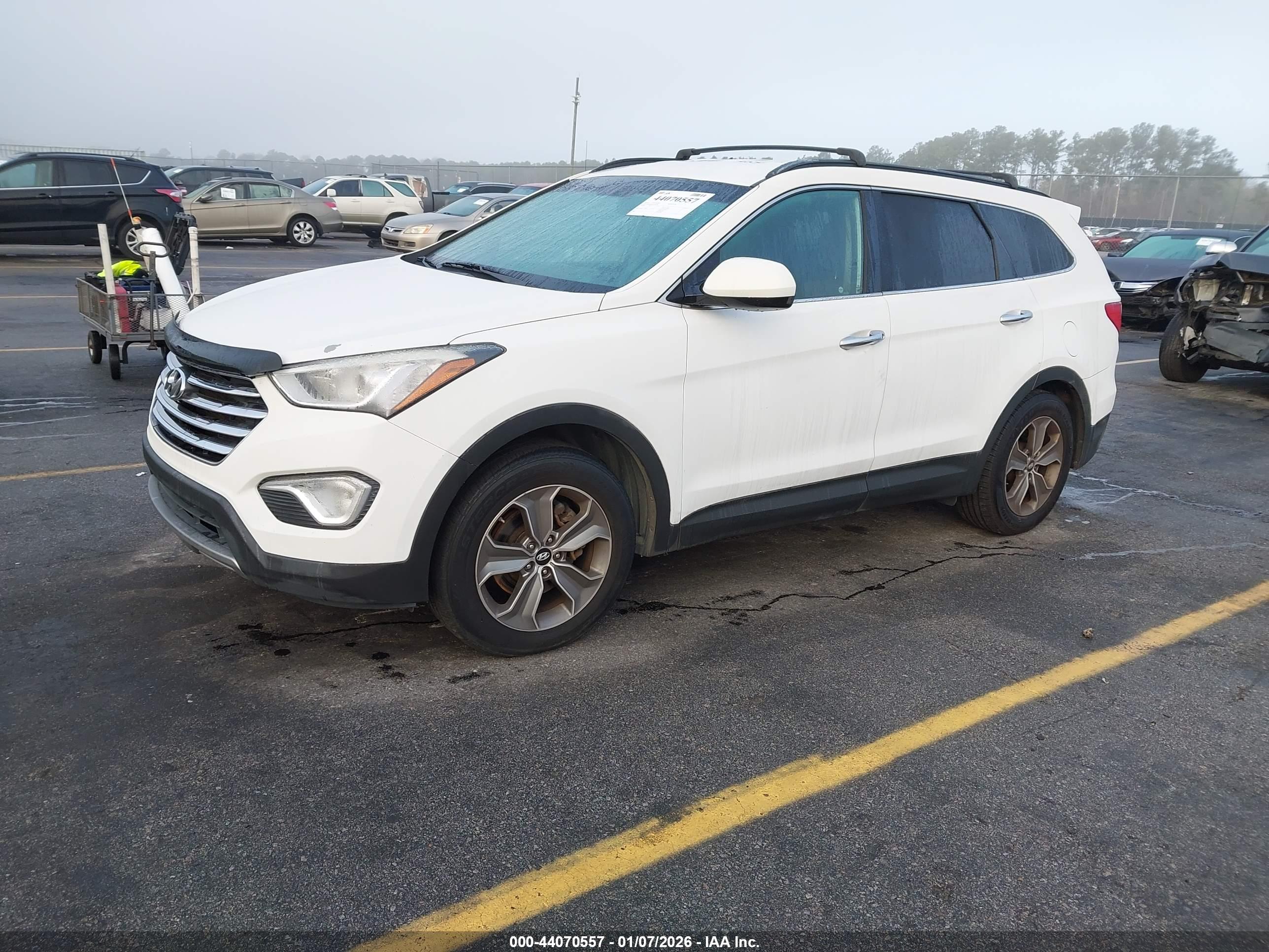 HYUNDAI SANTA image 2