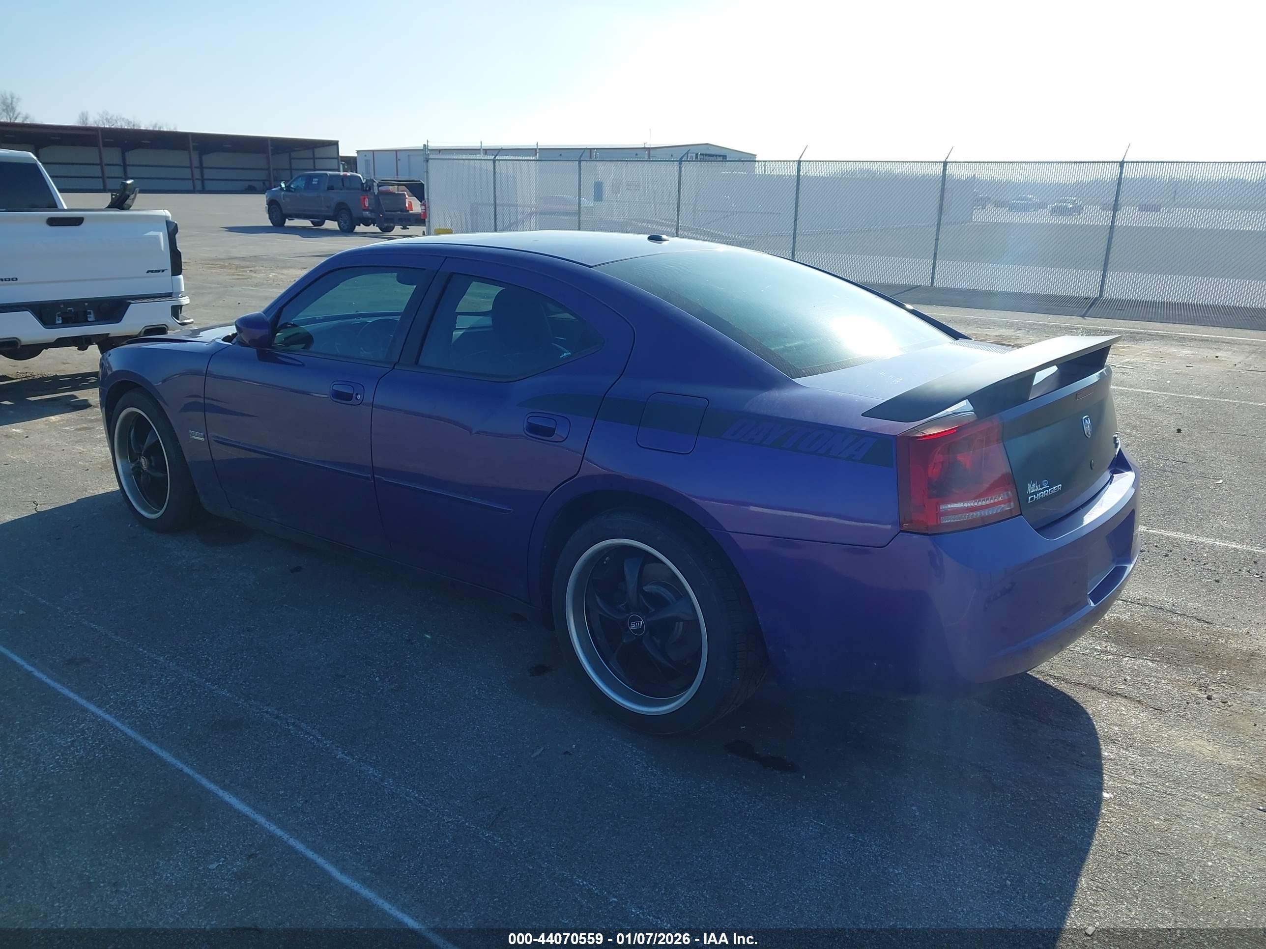 DODGE CHARGER image 3