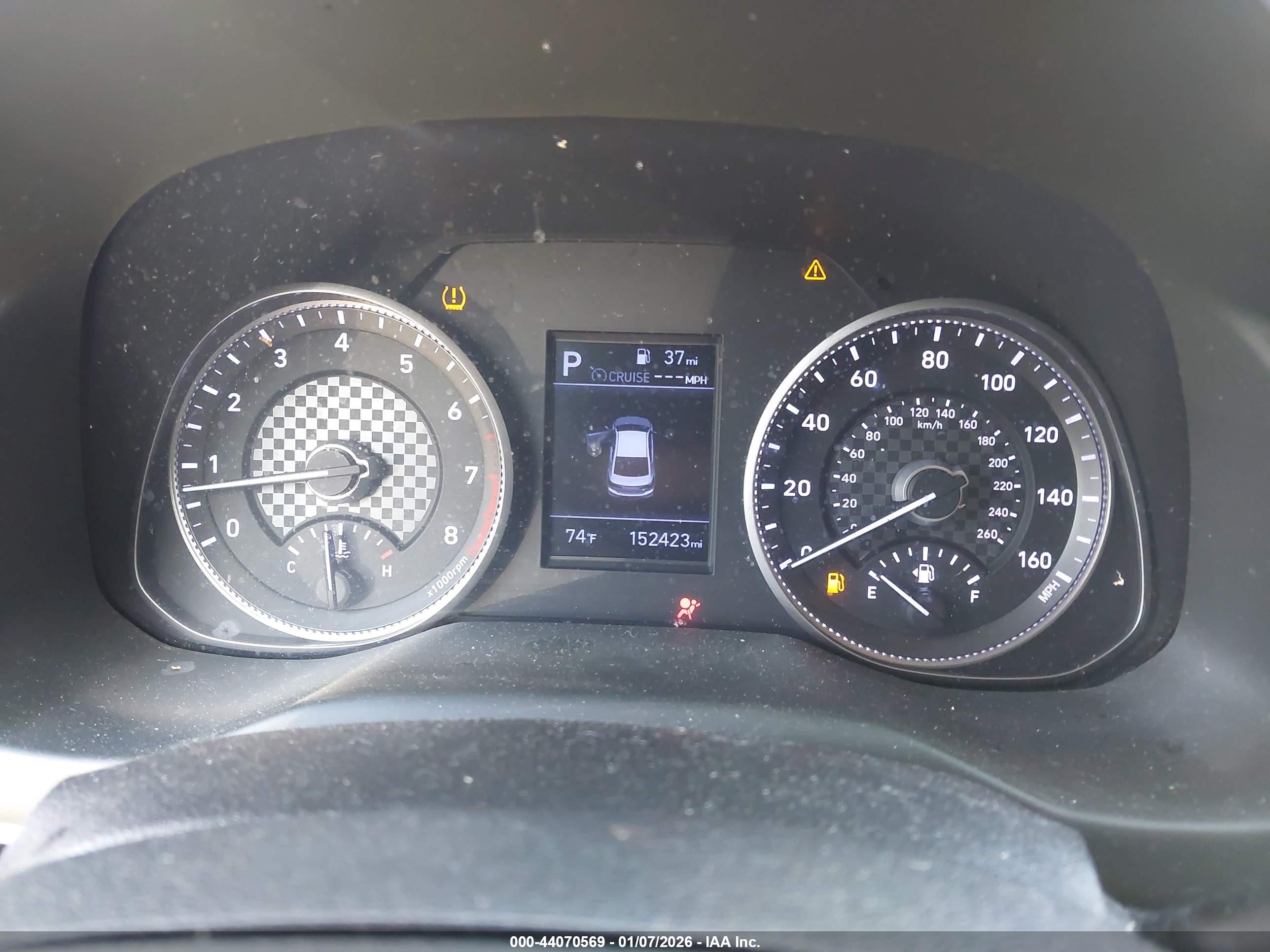 HYUNDAI ELANTRA image 7