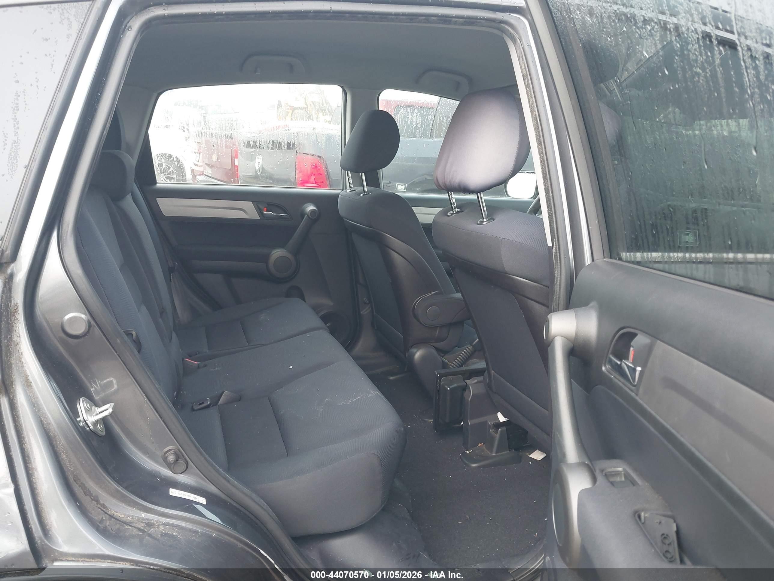HONDA CR-V image 8