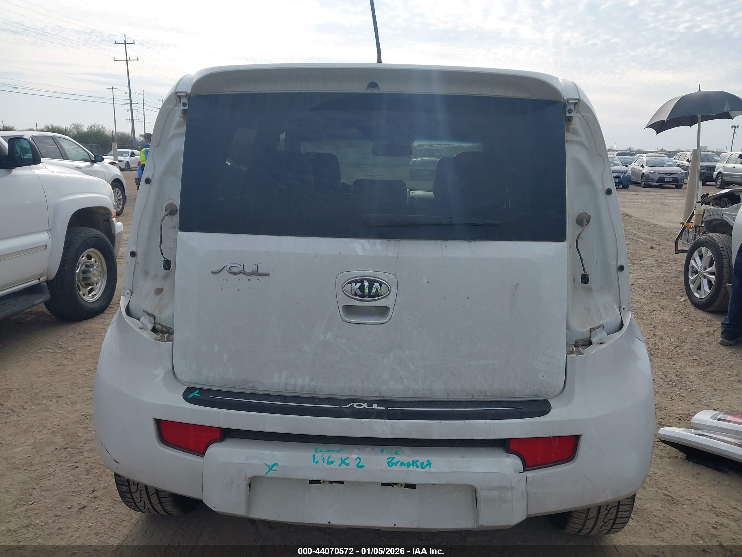 KIA SOUL image 6