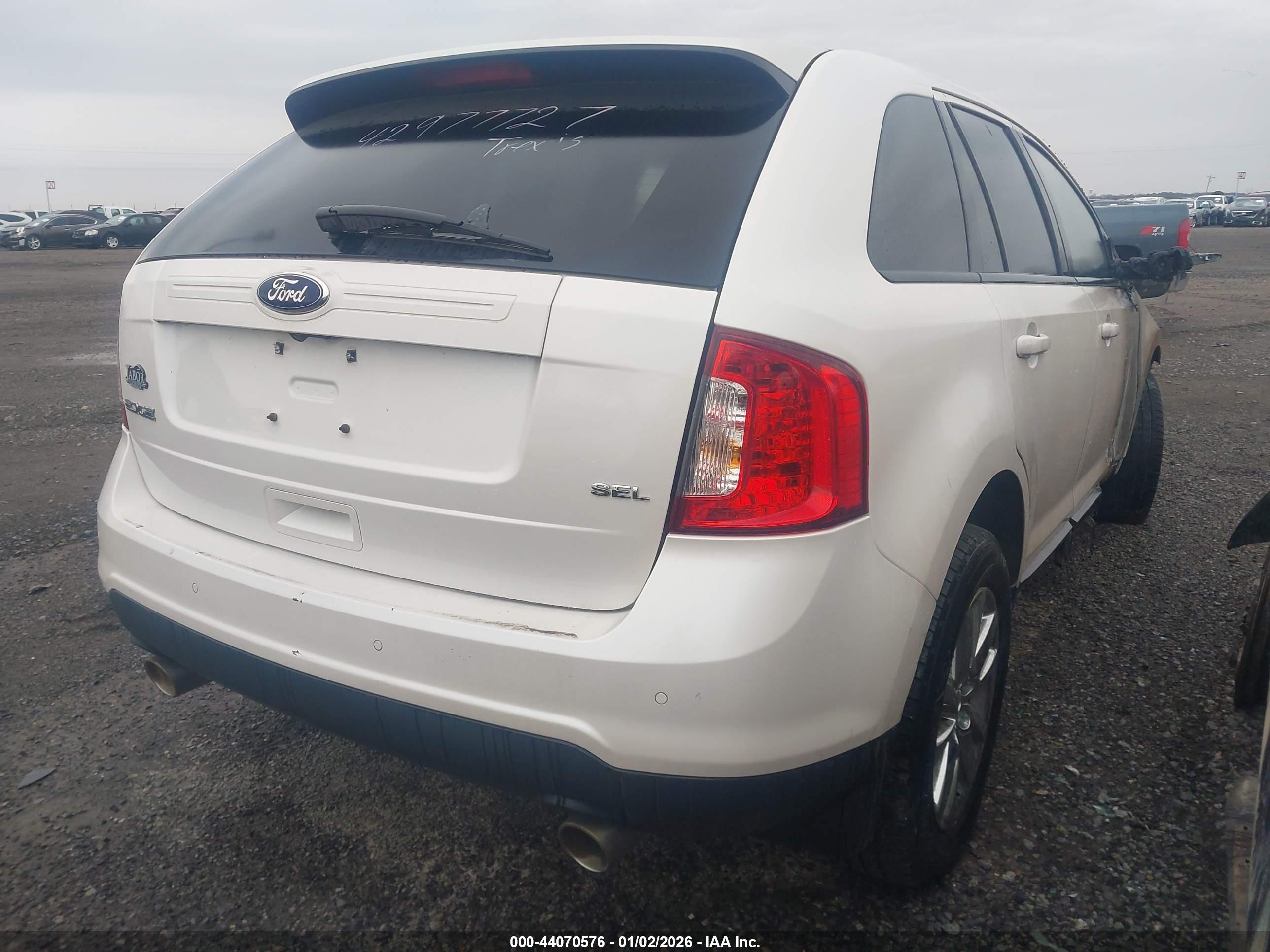 FORD EDGE image 4
