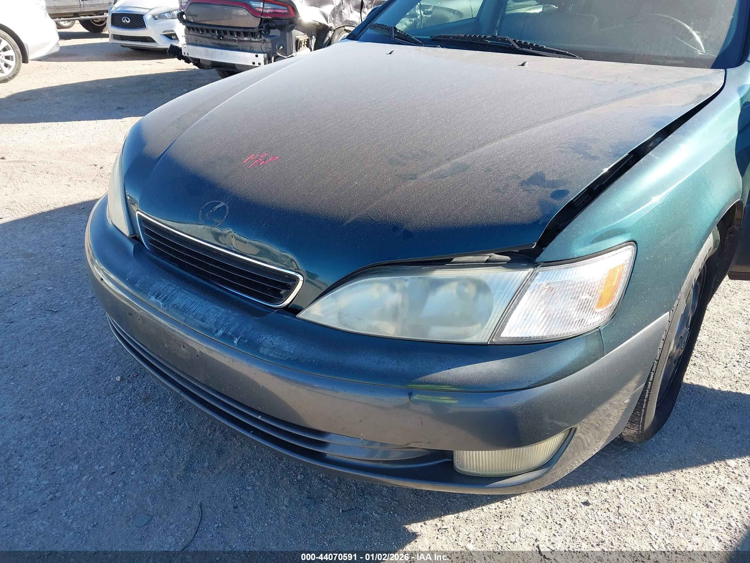 LEXUS ES image 6