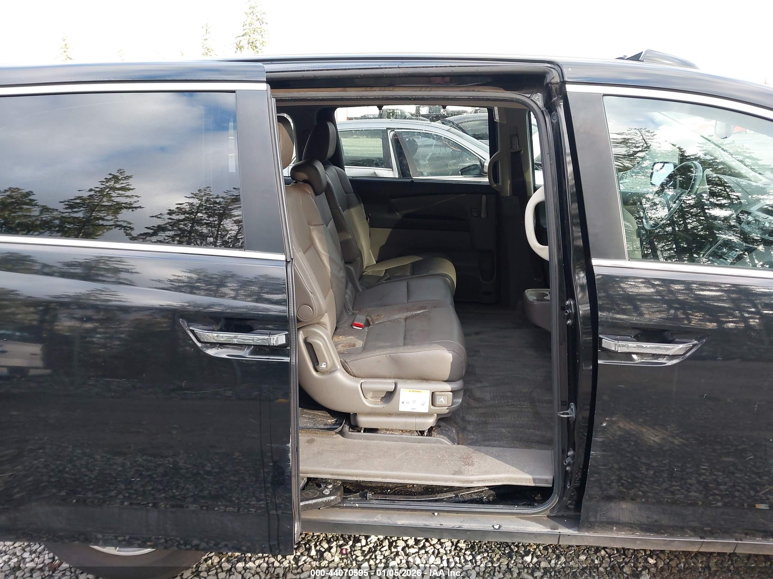 HONDA ODYSSEY image 8