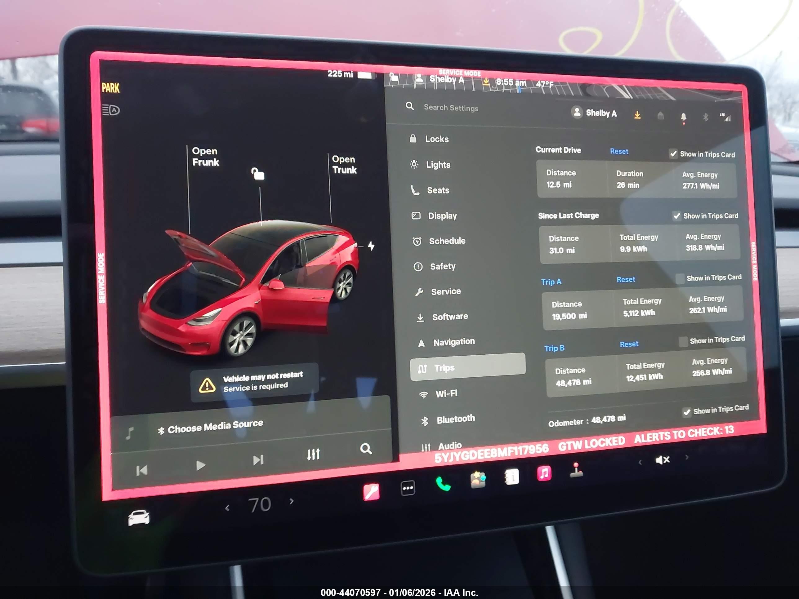 TESLA MODEL image 7