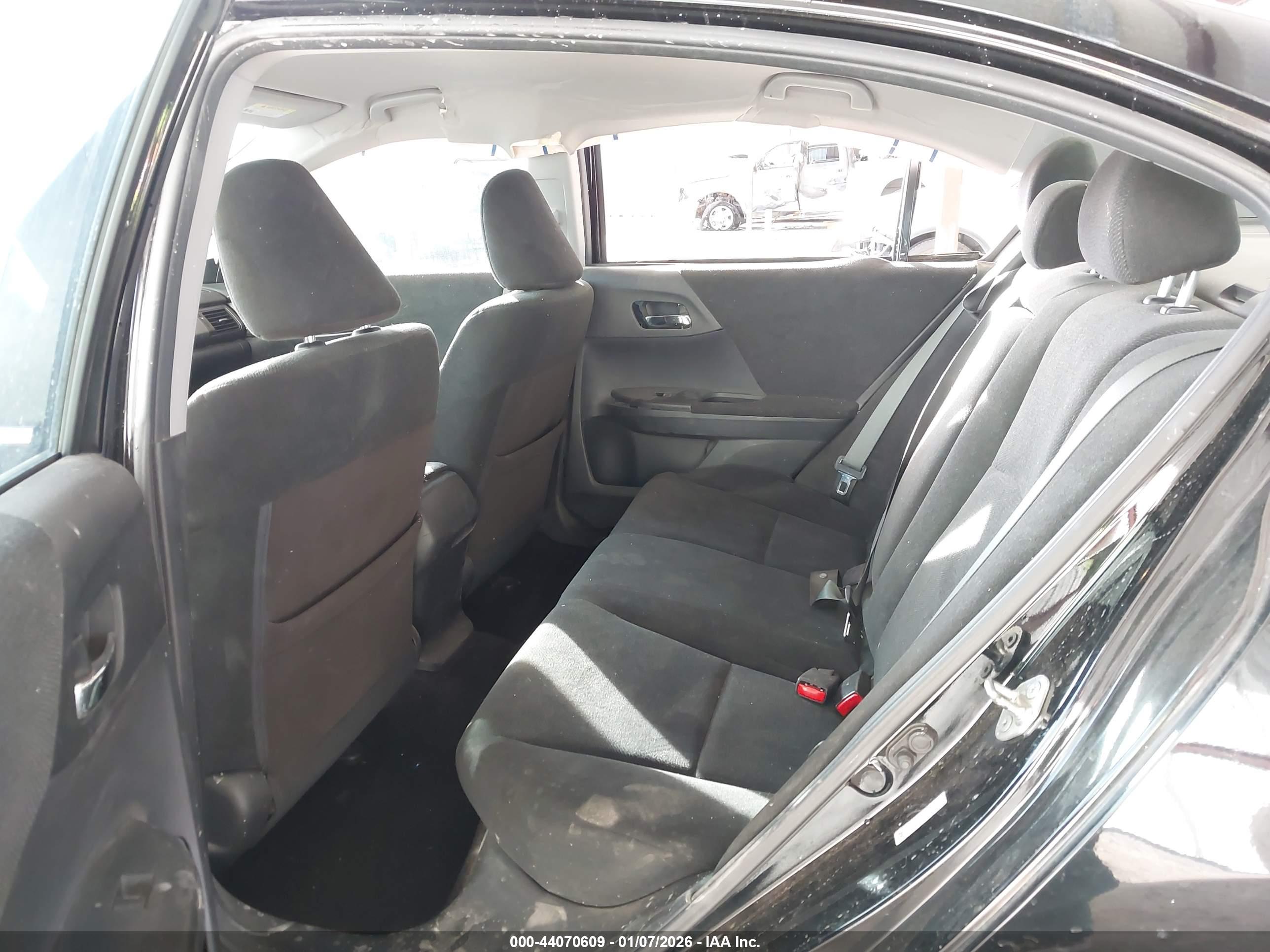 HONDA ACCORD image 8
