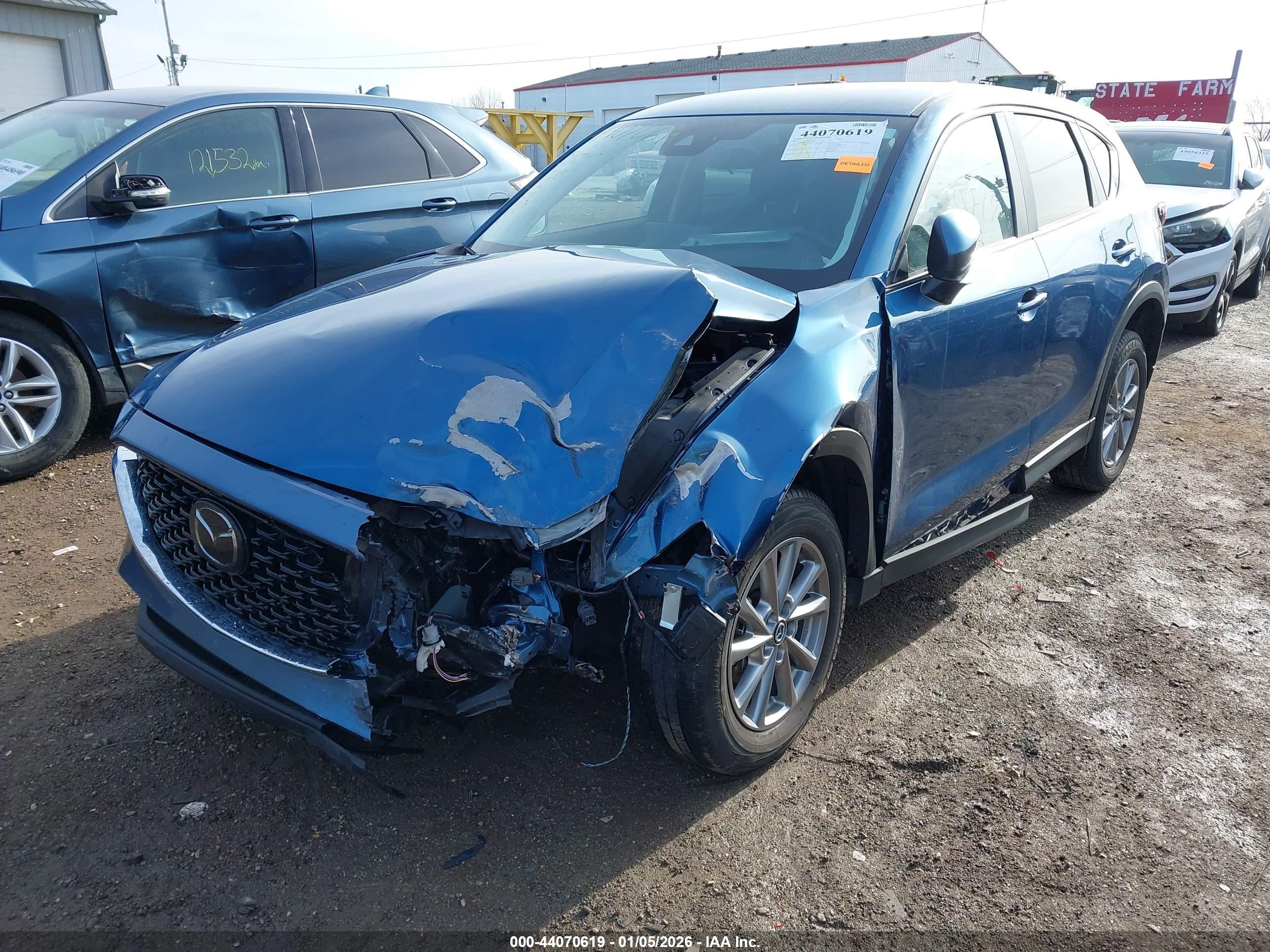 MAZDA CX-5 image 6