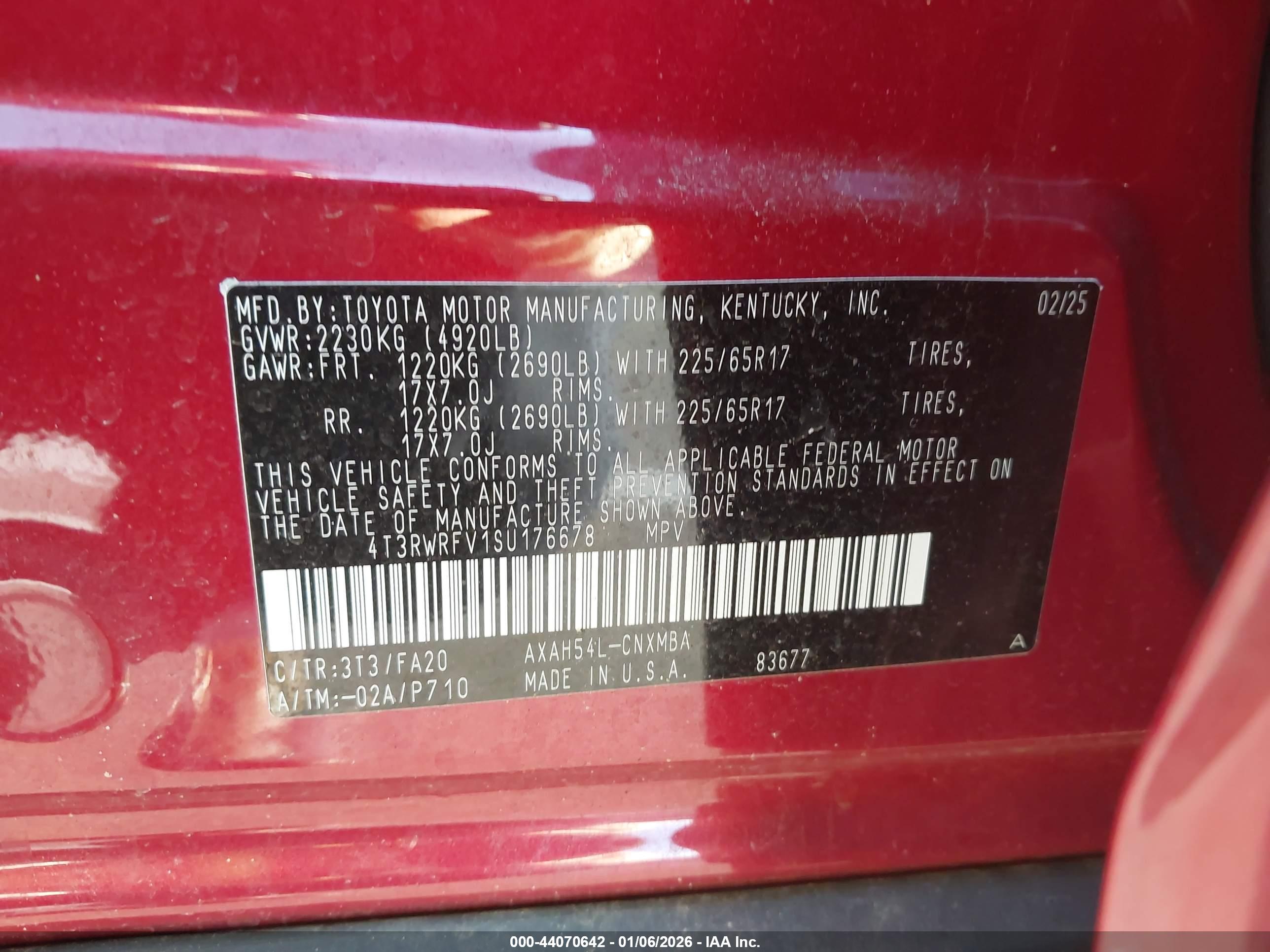 TOYOTA RAV4 image 9