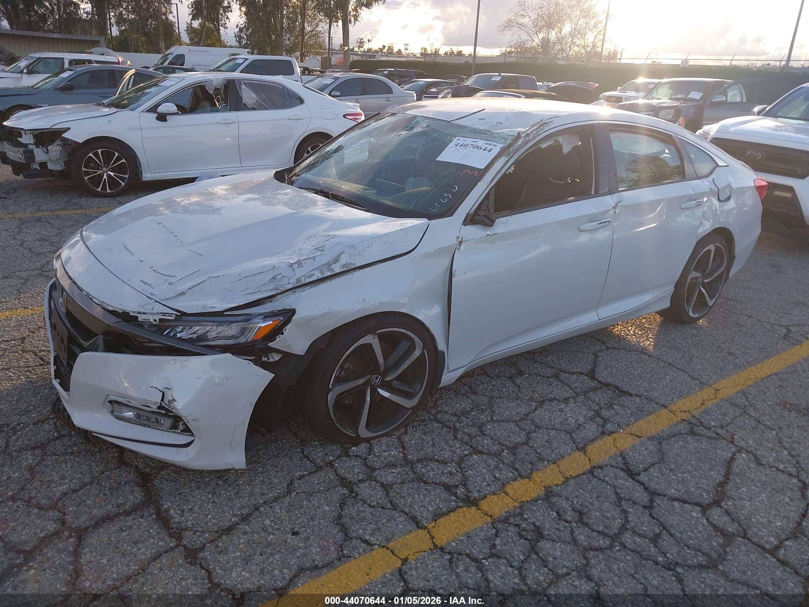 HONDA ACCORD image 2