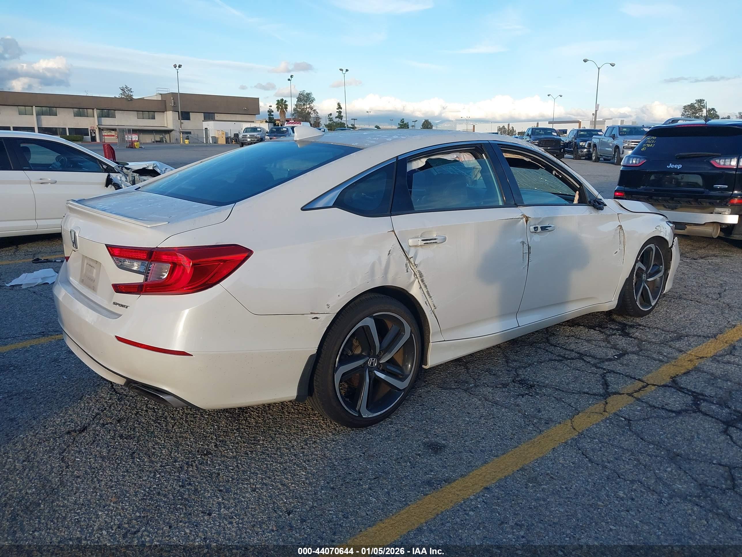 HONDA ACCORD image 4