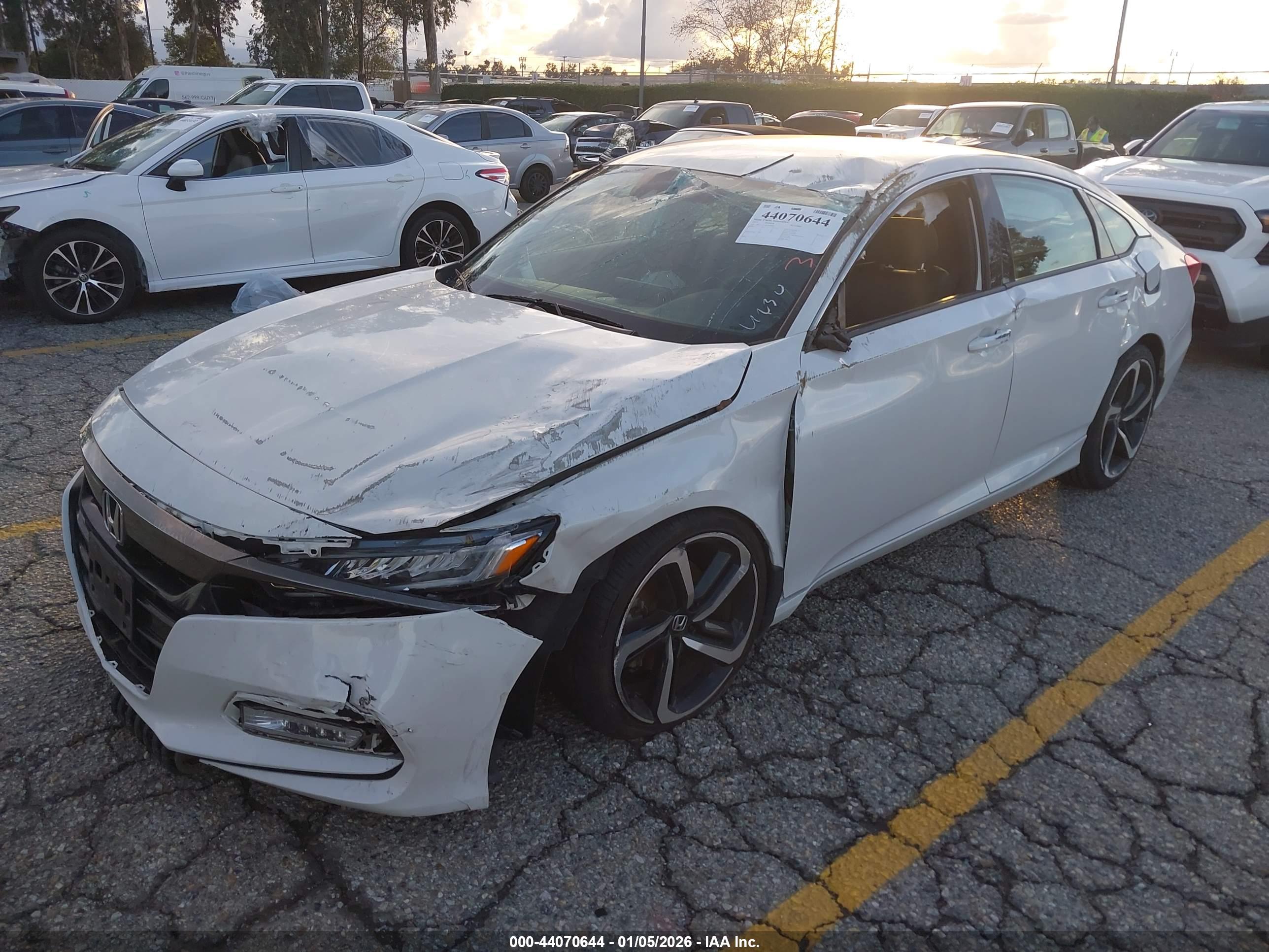 HONDA ACCORD image 6