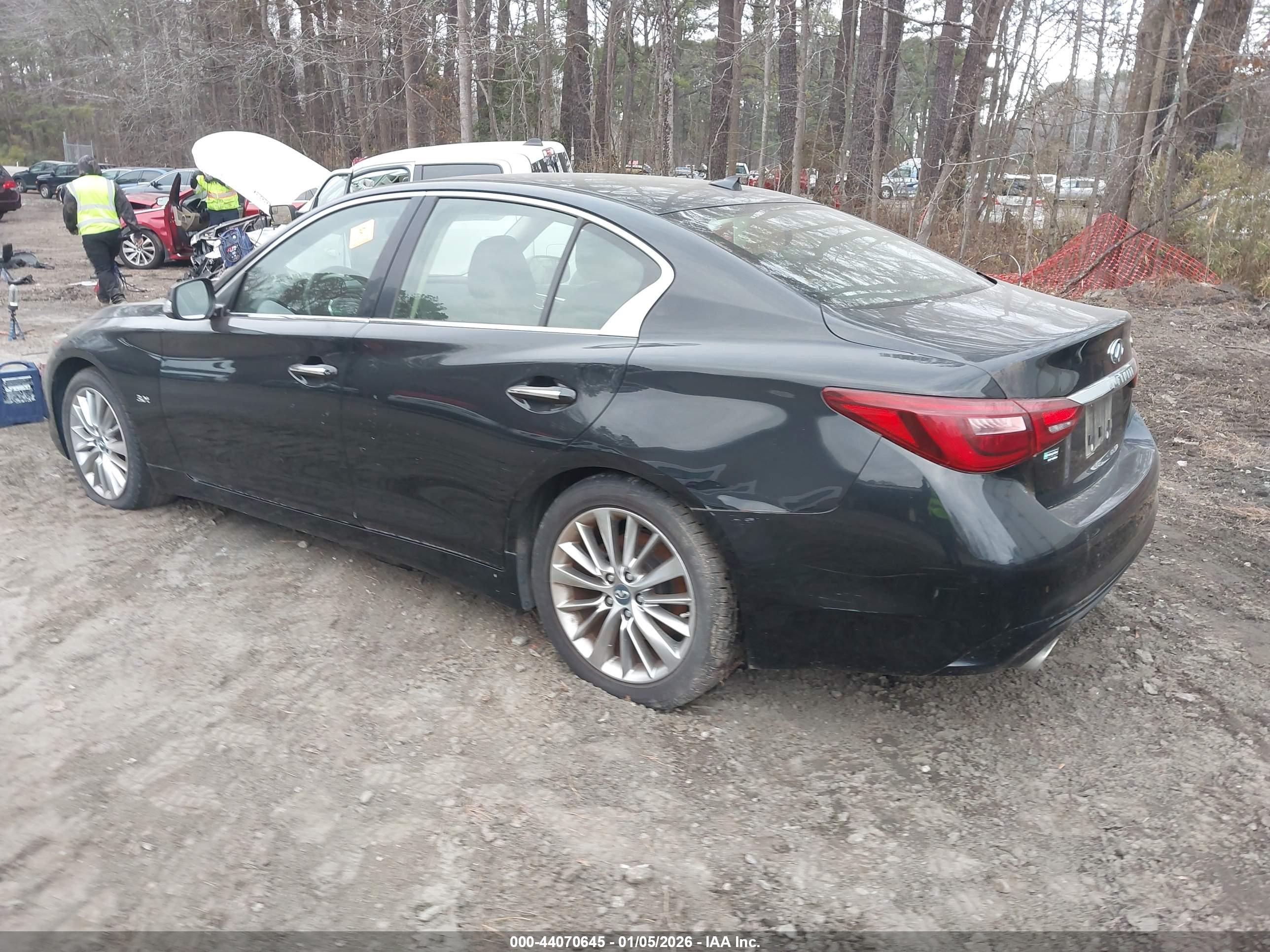 INFINITI Q50 image 3