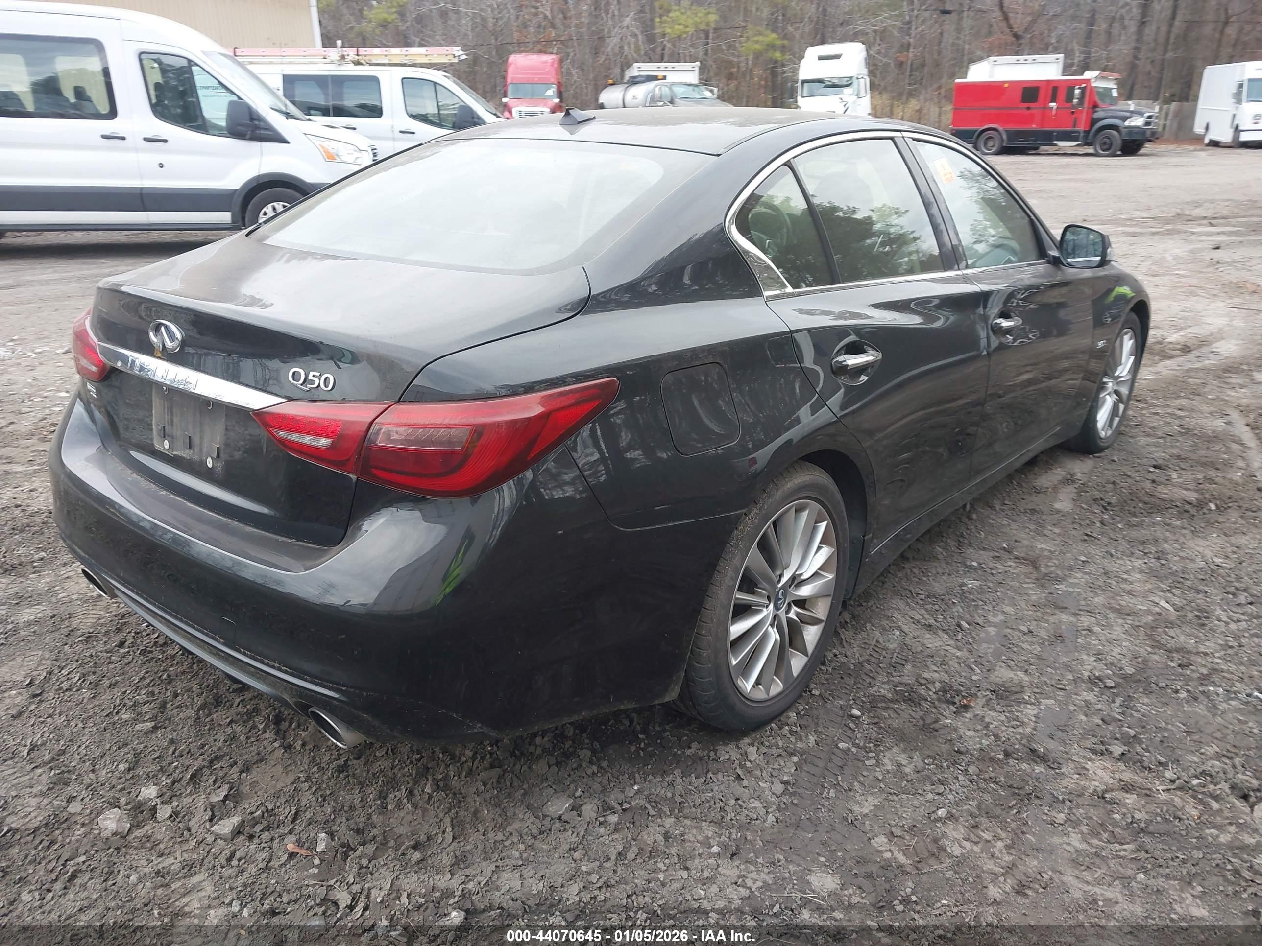 INFINITI Q50 image 4