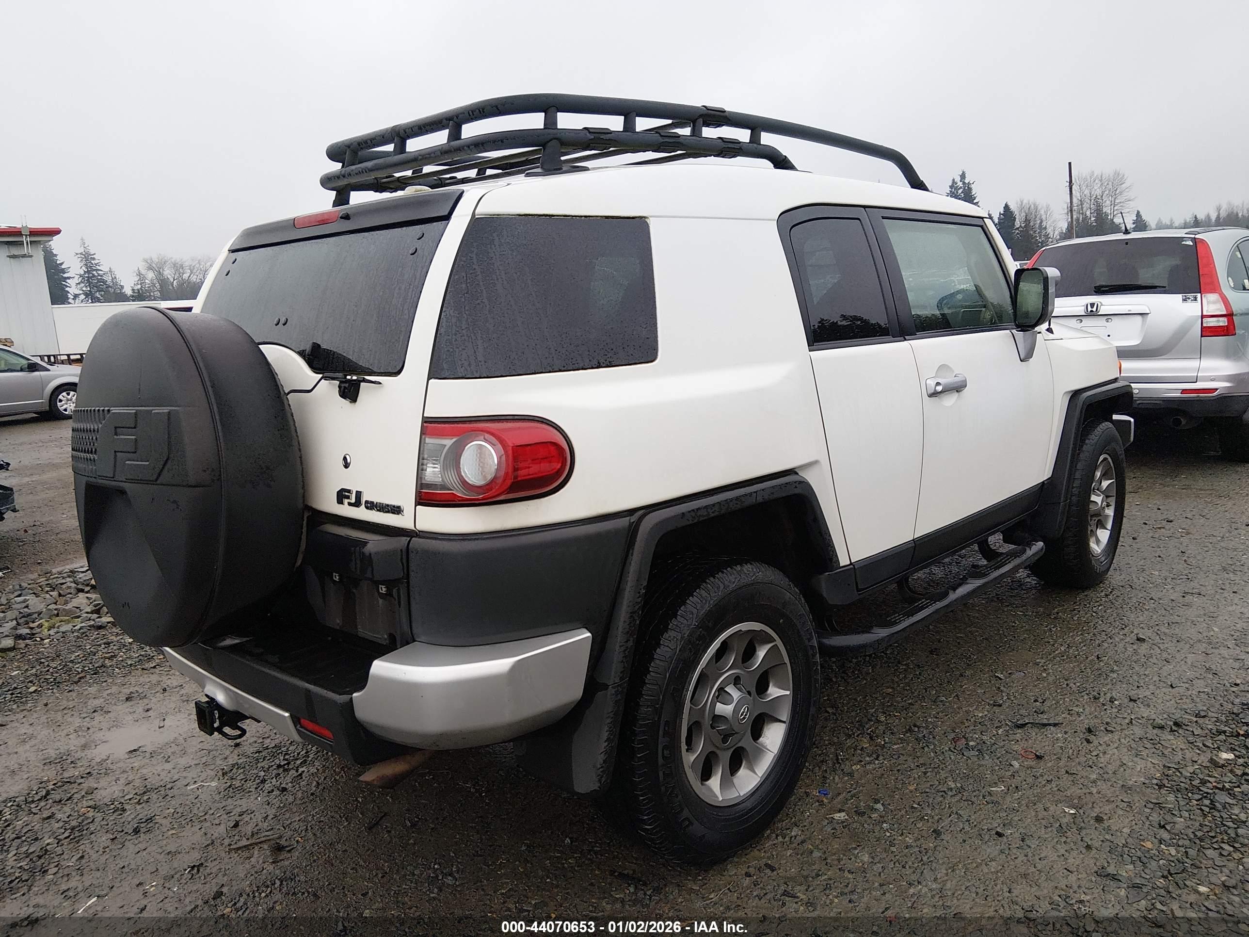 TOYOTA FJ image 4