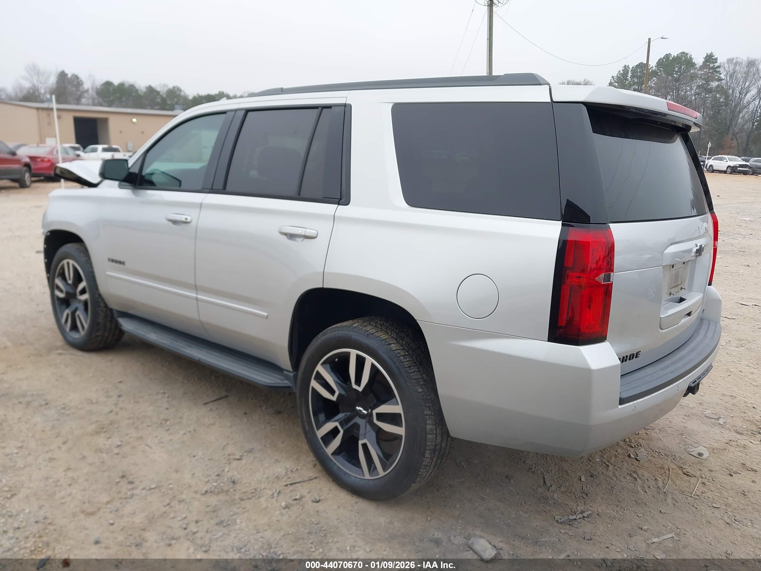 CHEVROLET TAHOE image 3