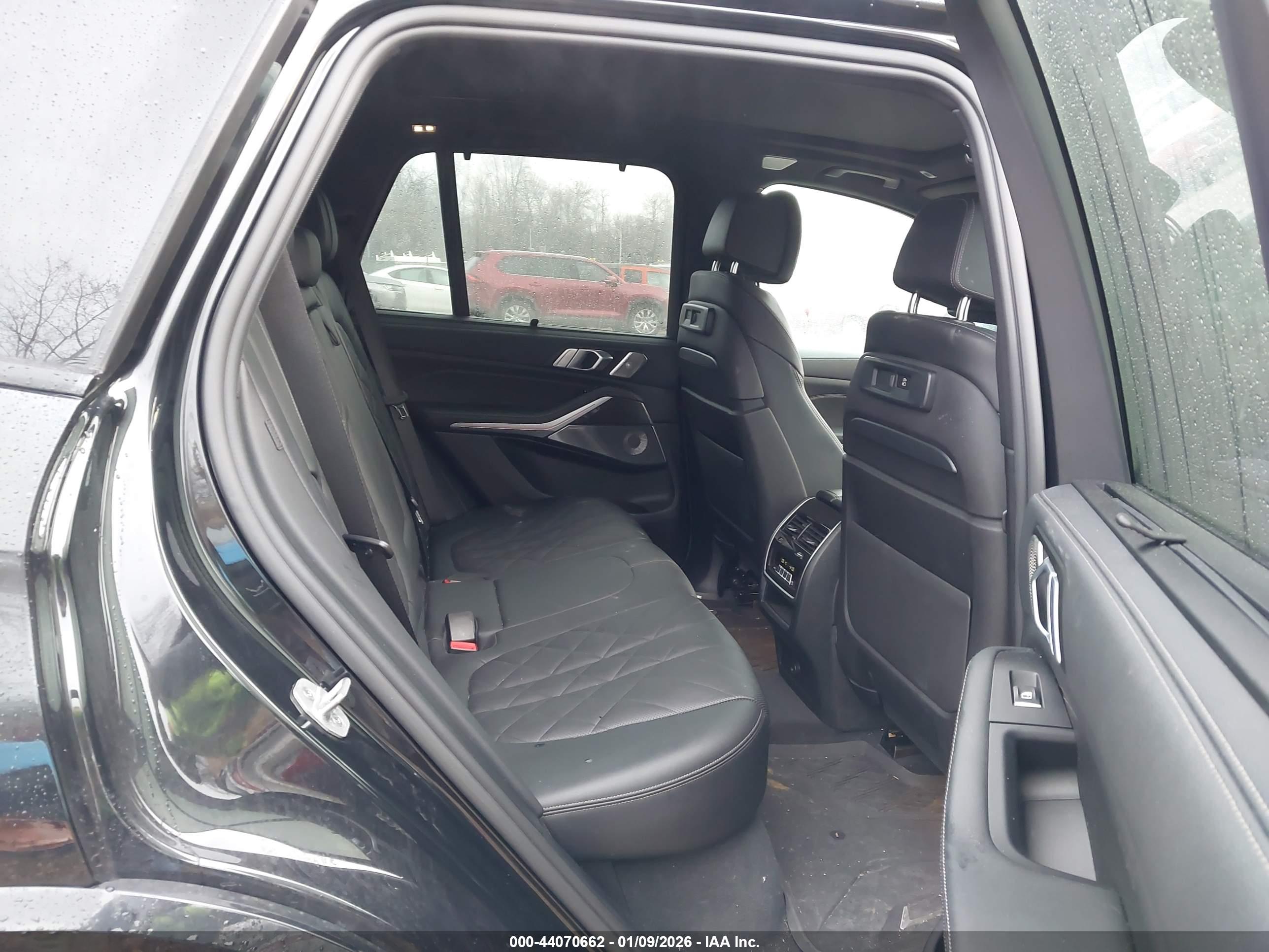 BMW X5 image 8