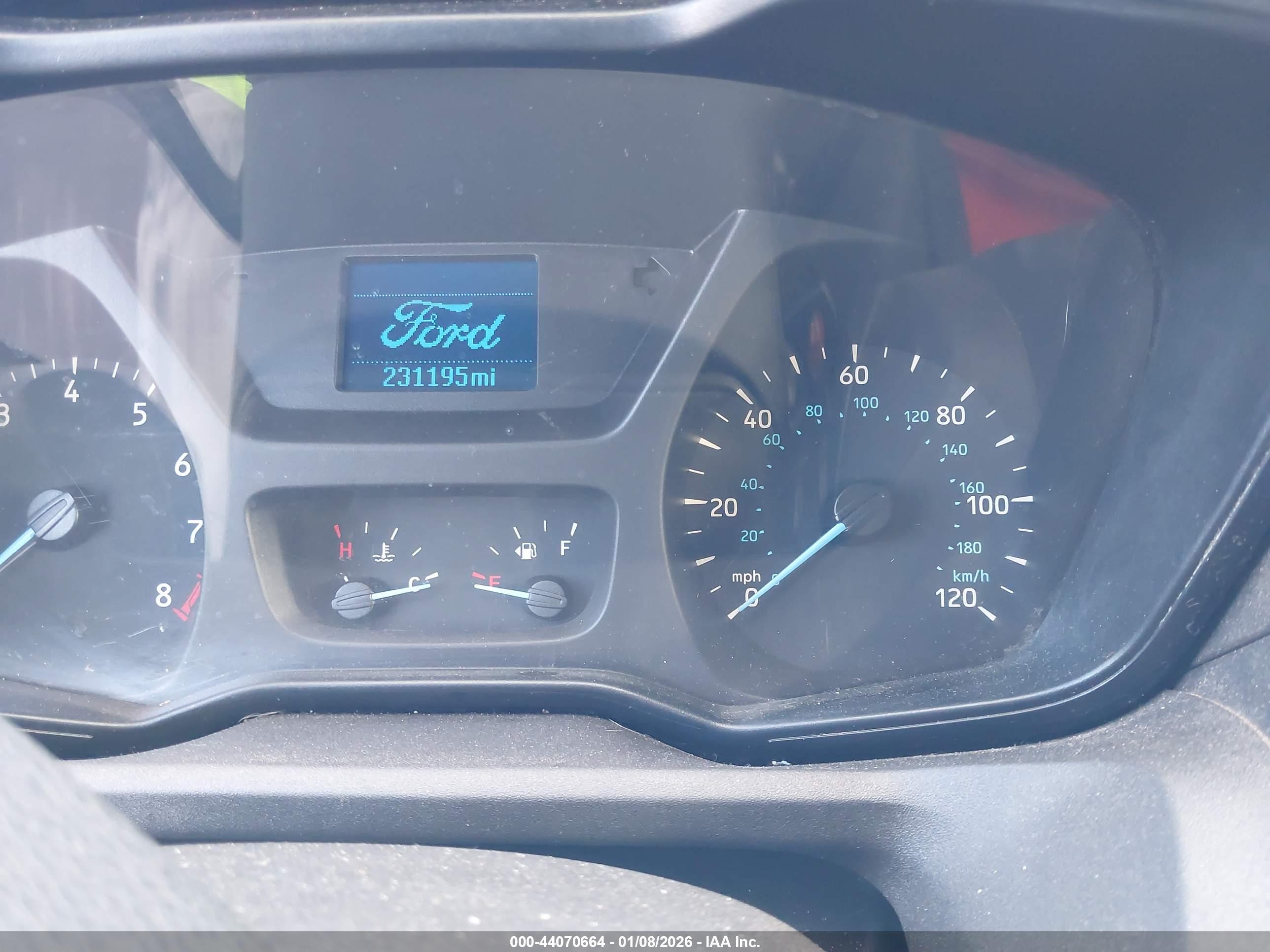 FORD TRANSIT-250 image 7