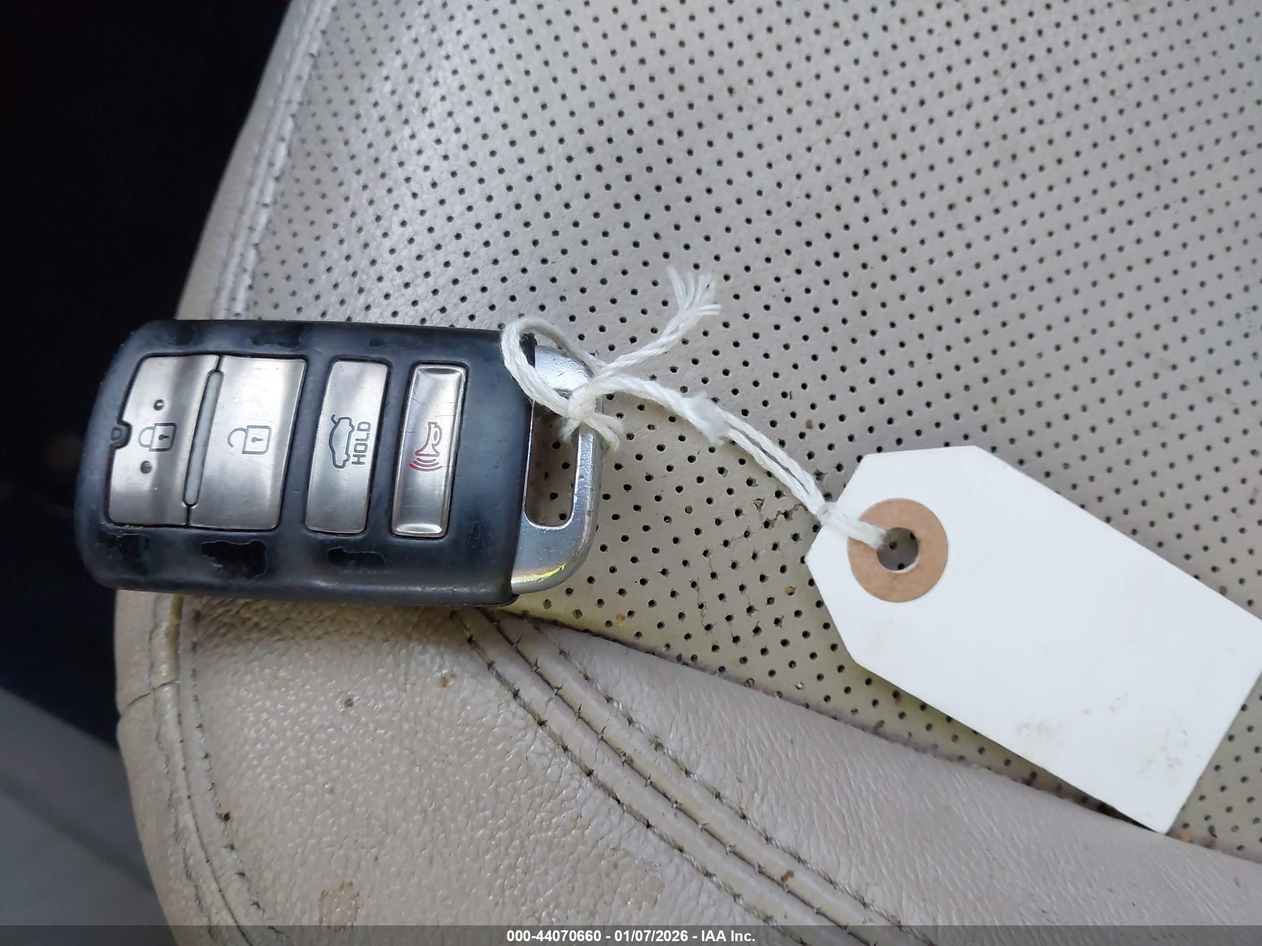 KIA CADENZA image 11