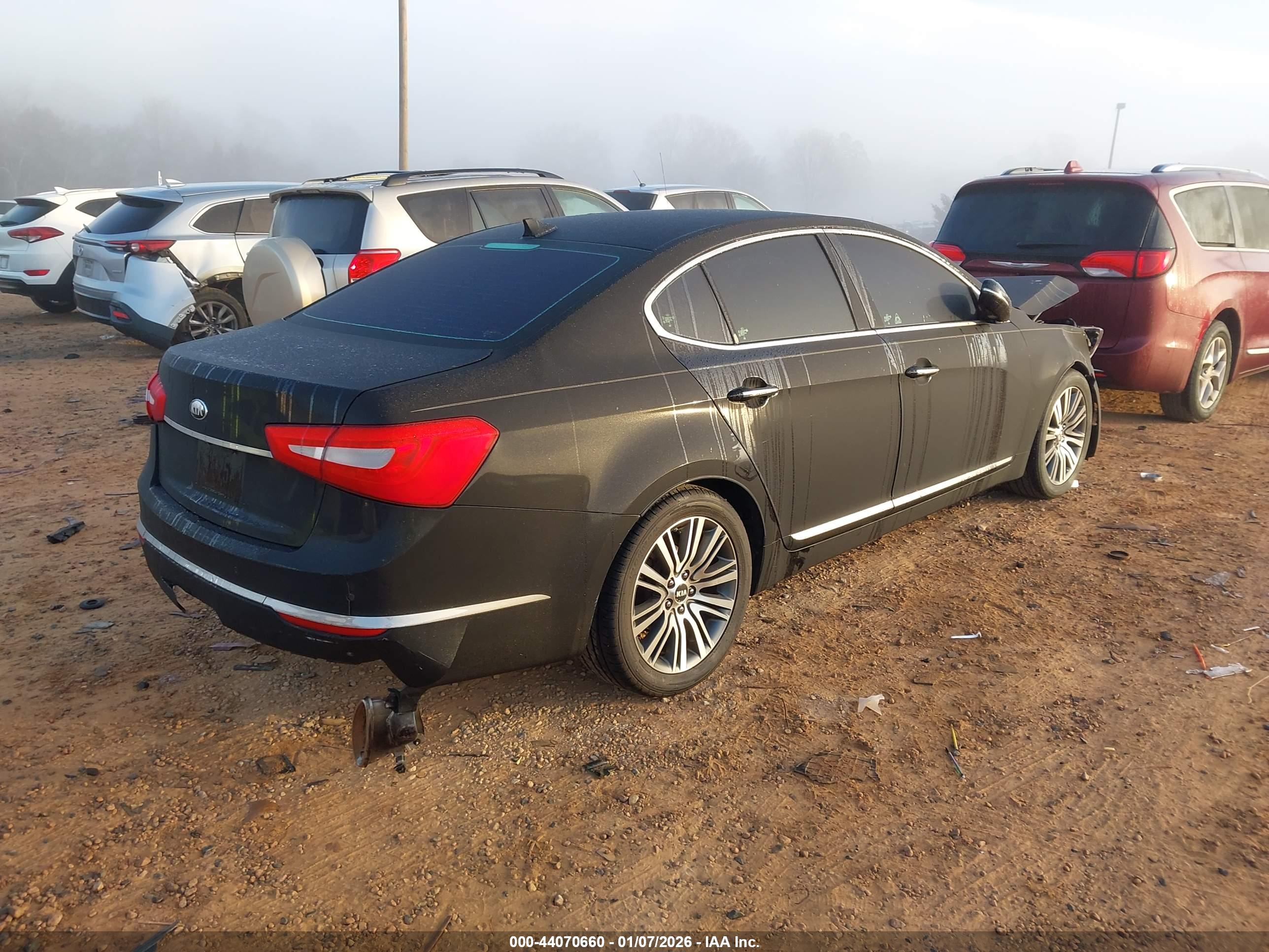KIA CADENZA image 4