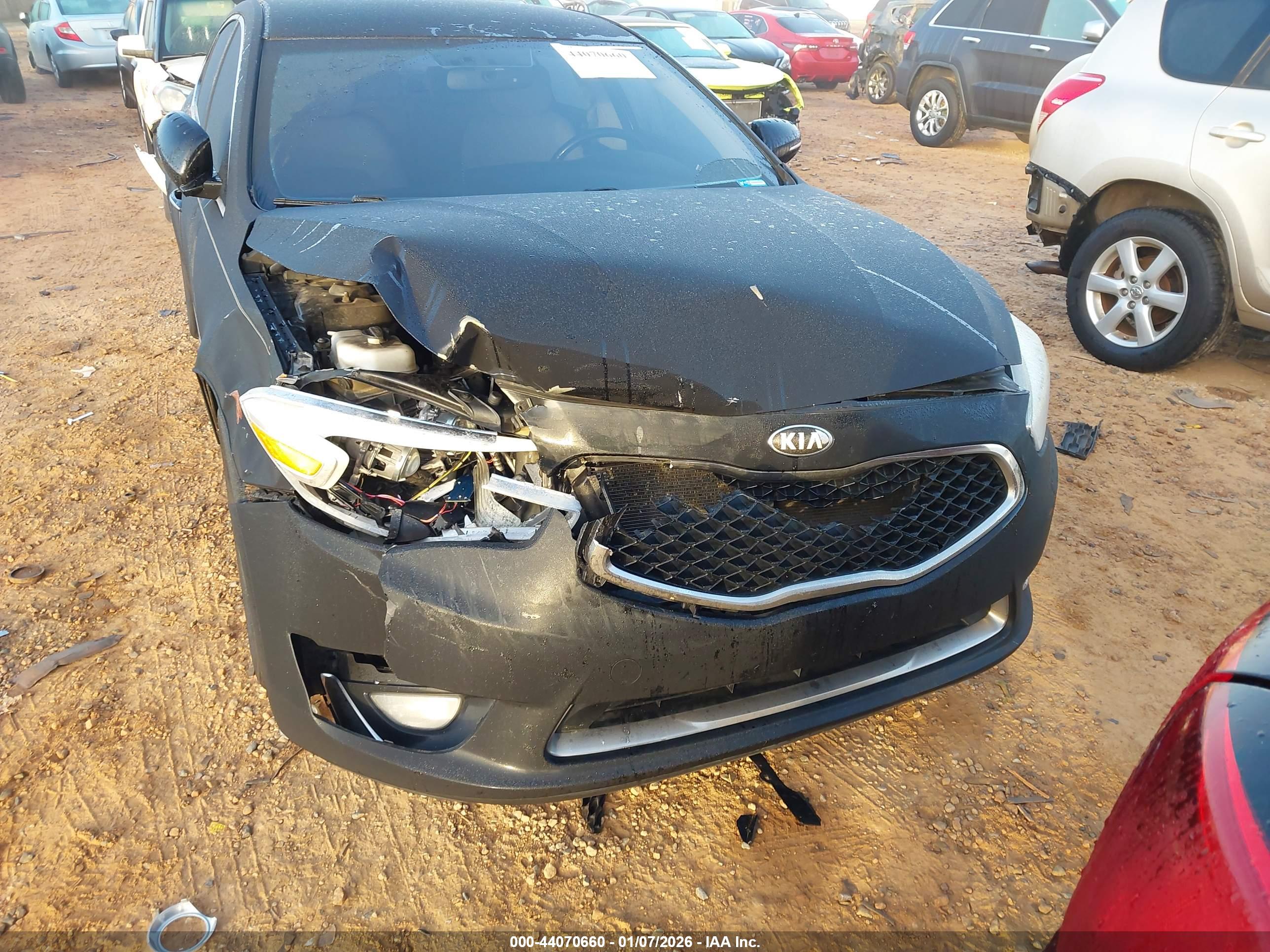 KIA CADENZA image 6