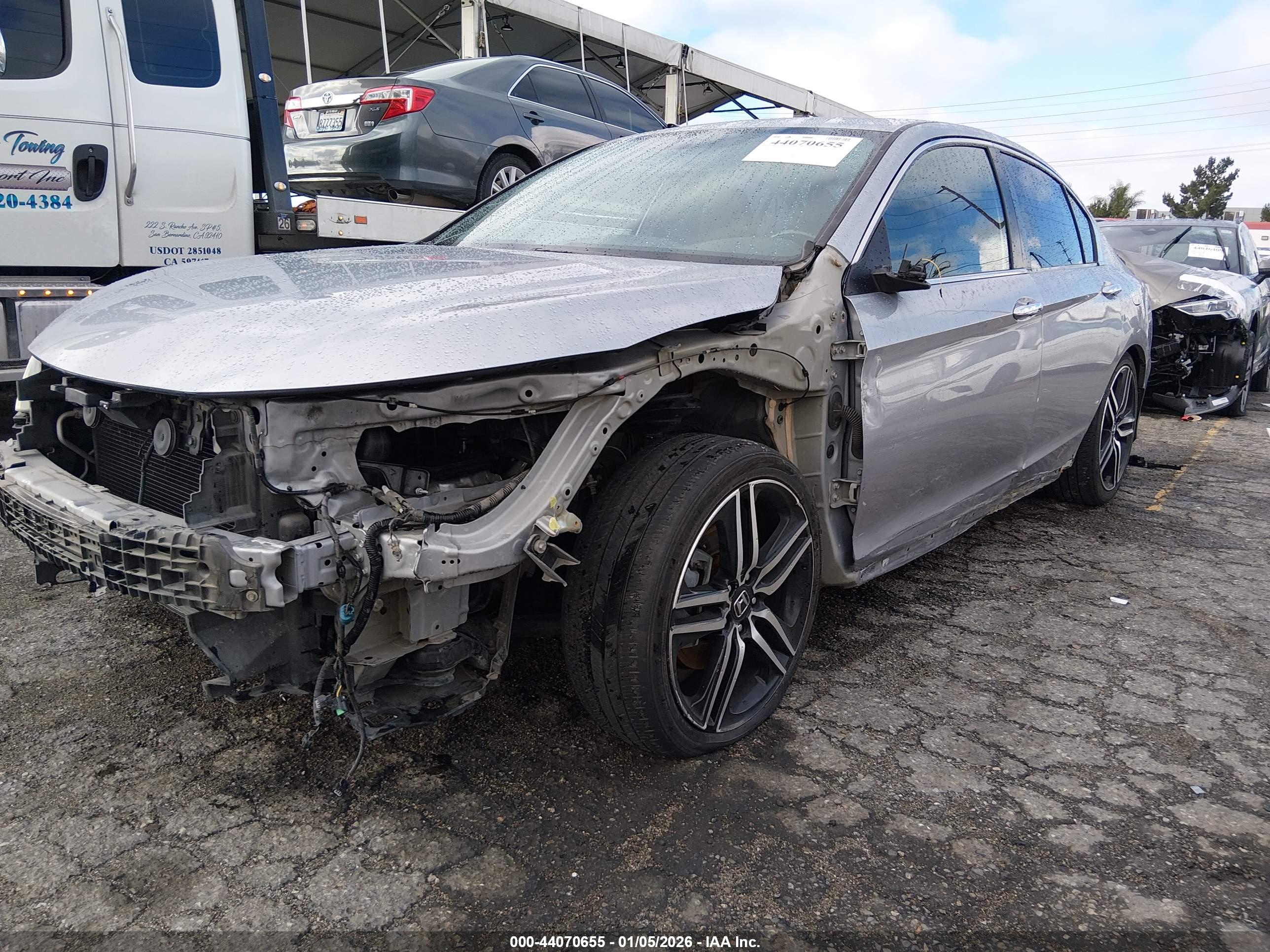 HONDA ACCORD image 6