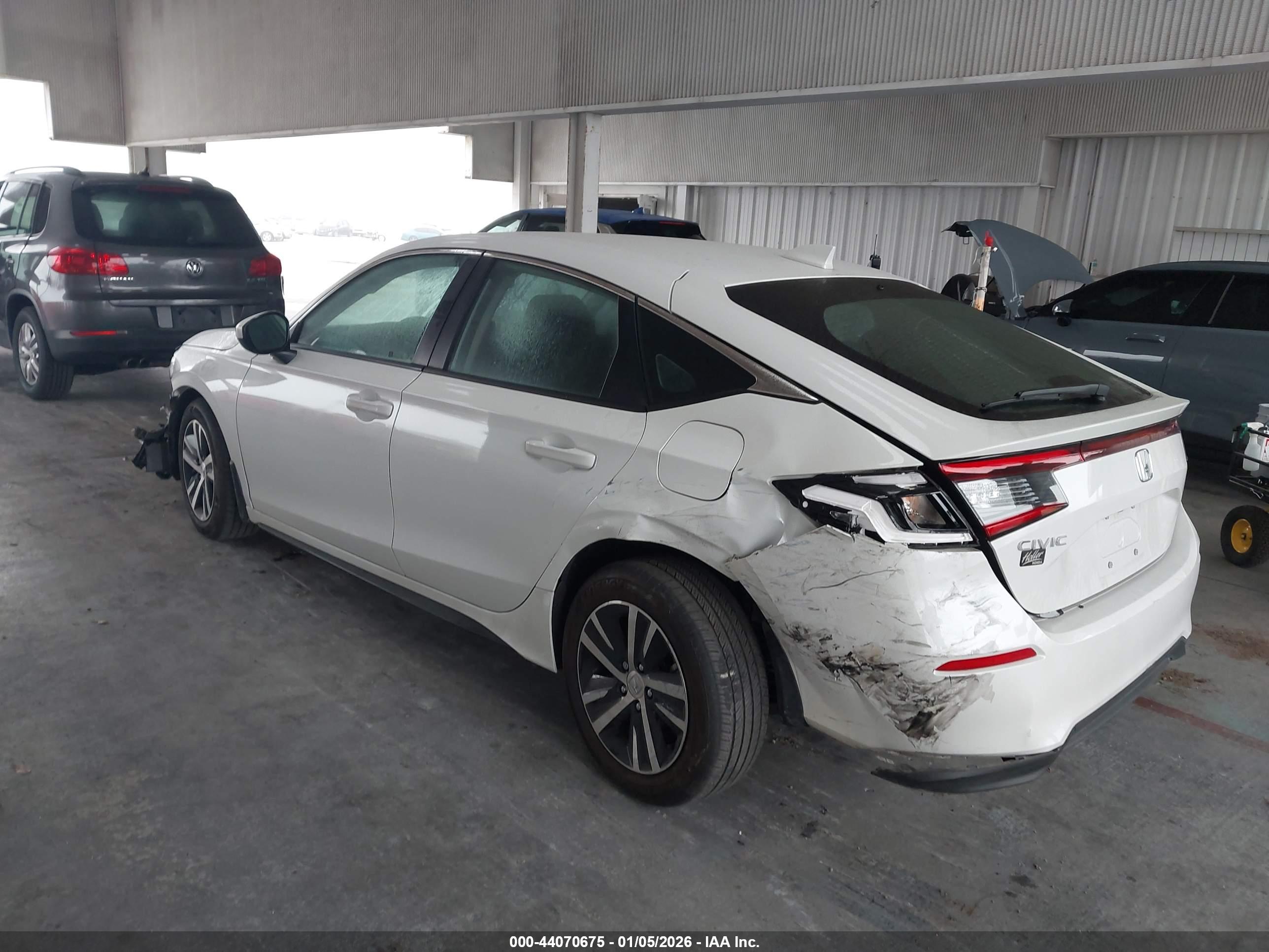 HONDA CIVIC image 3