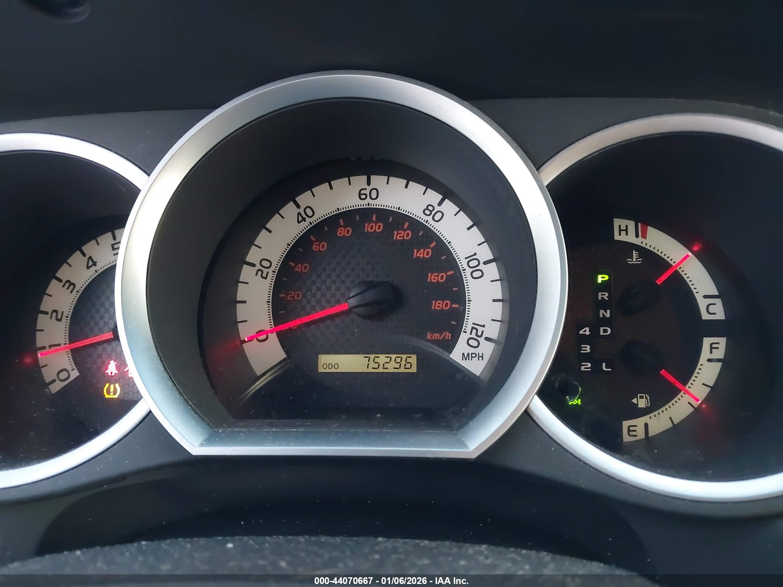 TOYOTA TACOMA image 7