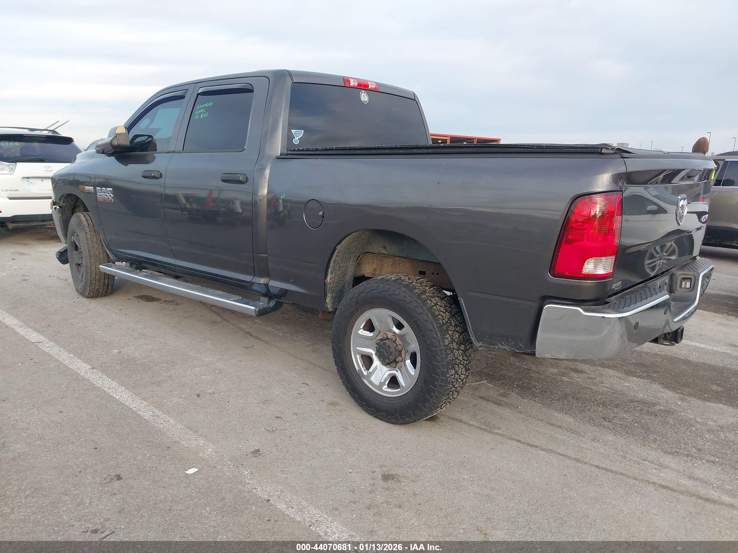 RAM 2500 image 3