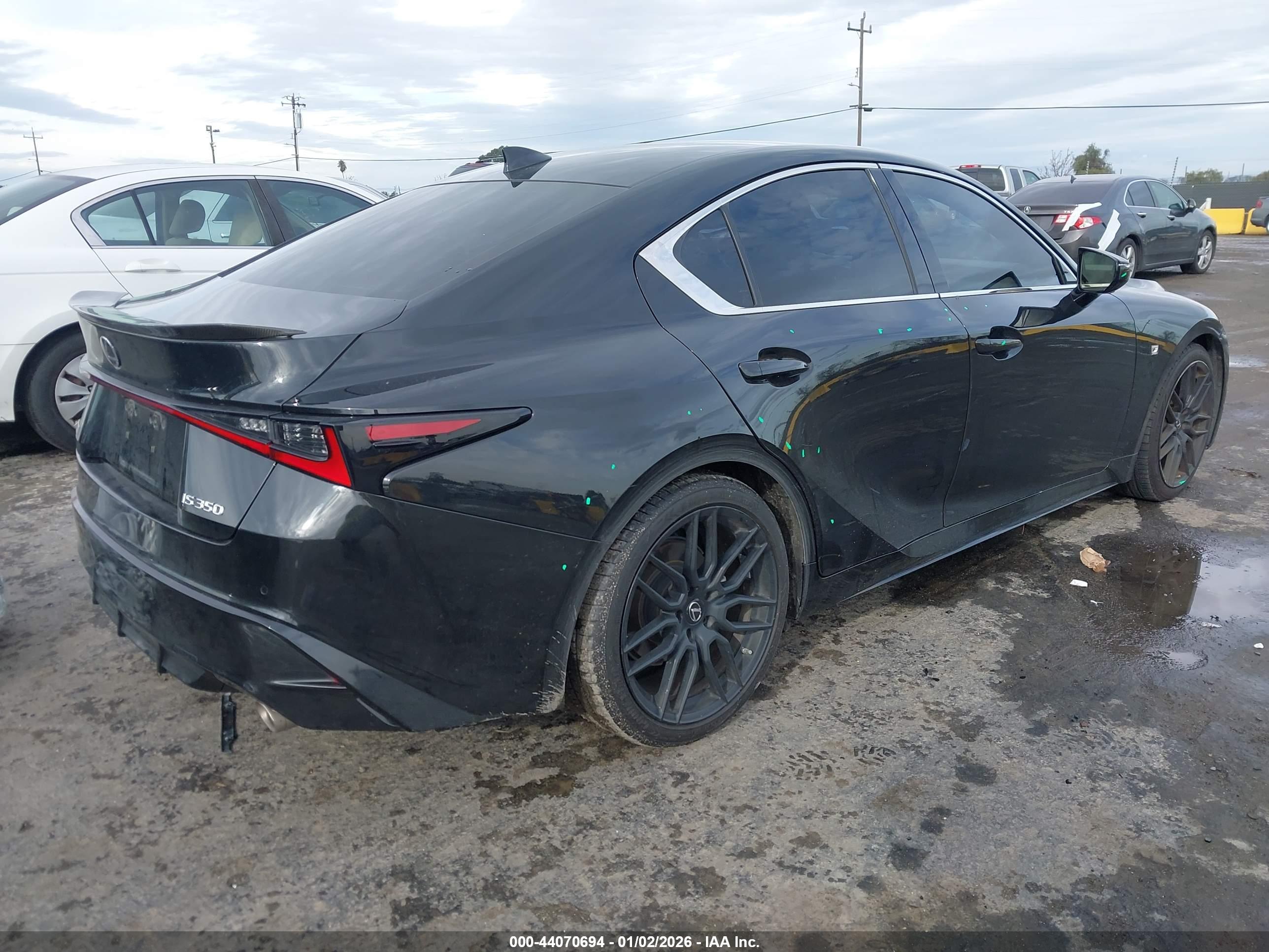 LEXUS IS image 4