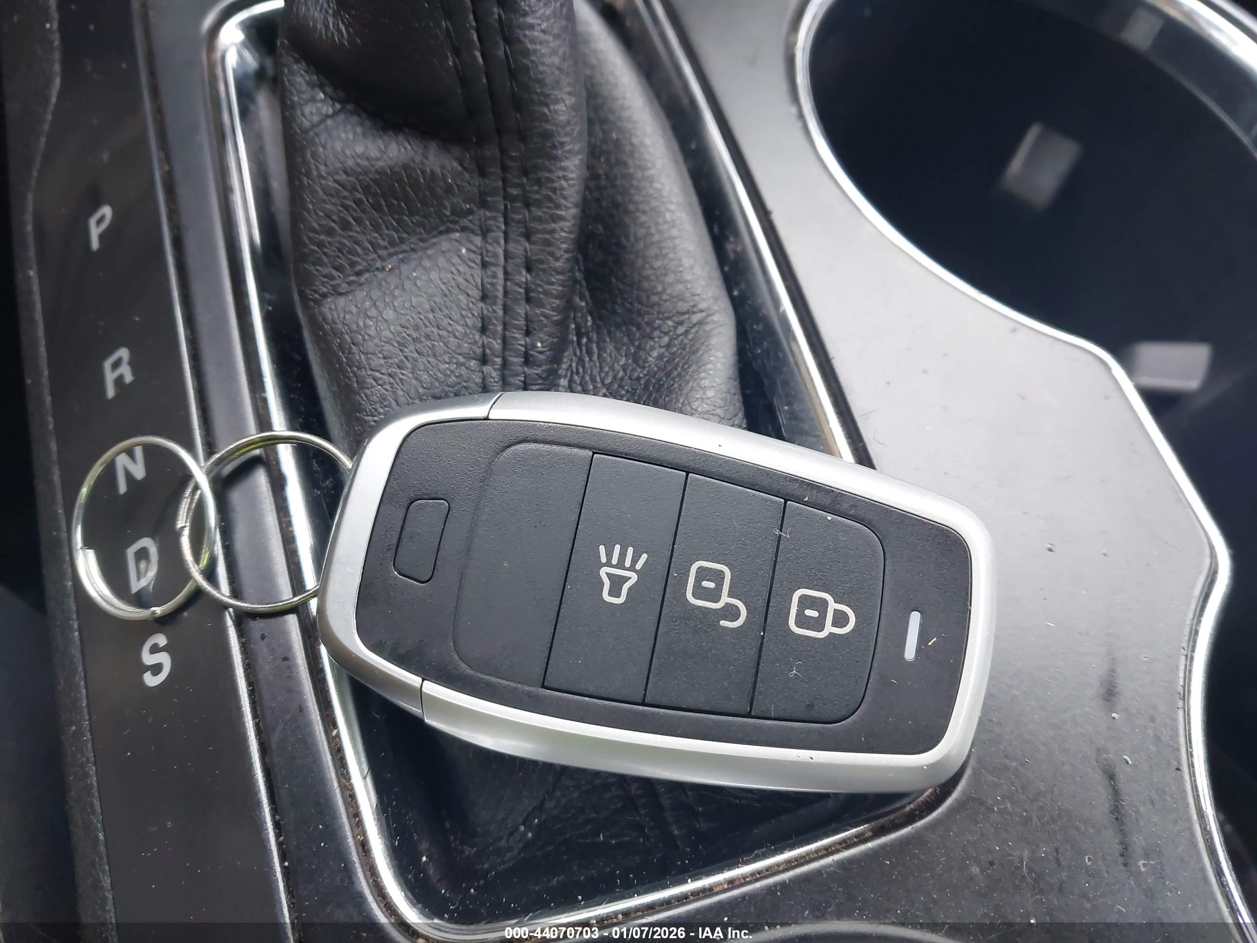 FORD EXPLORER image 11