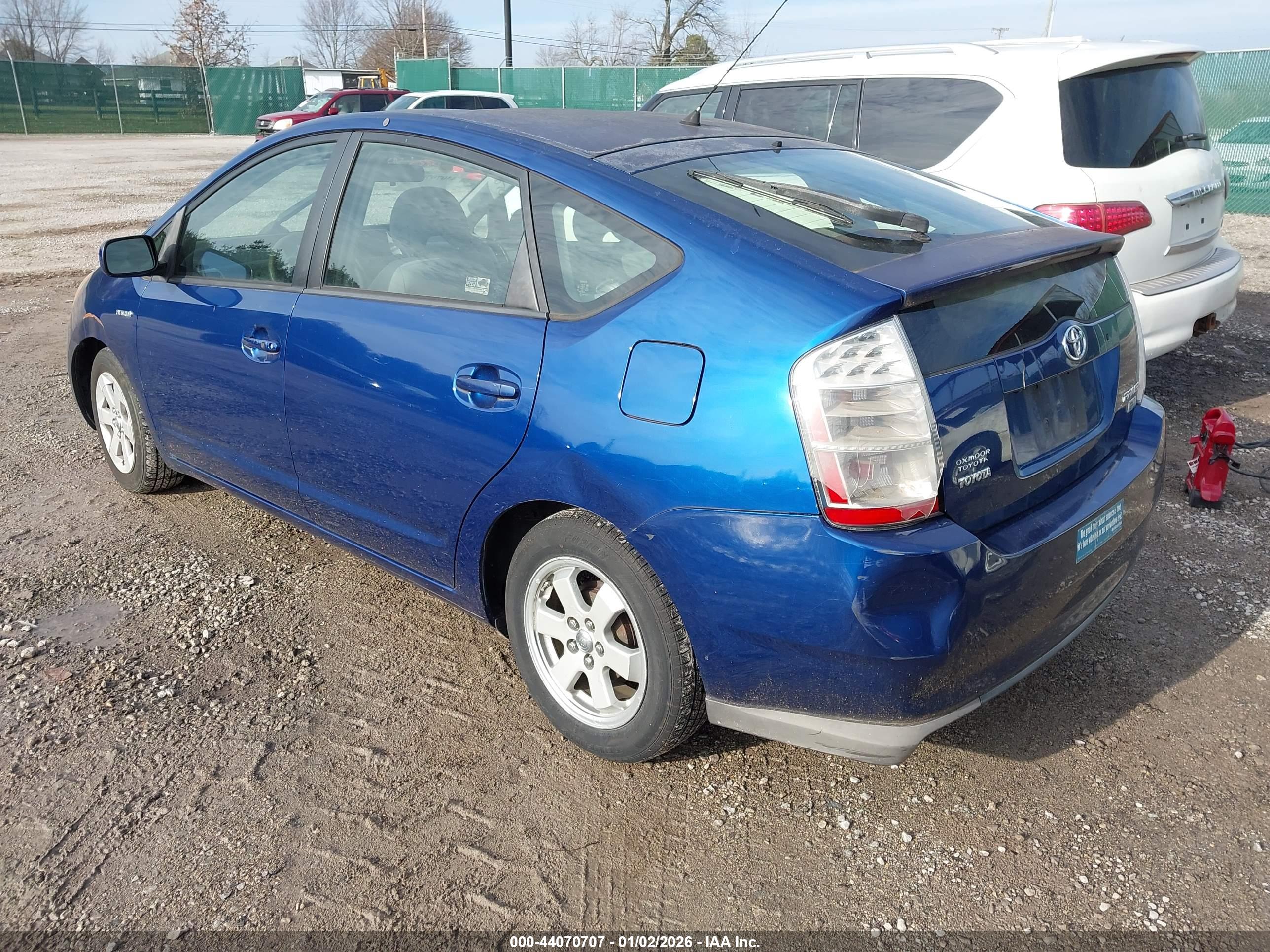 TOYOTA PRIUS image 3