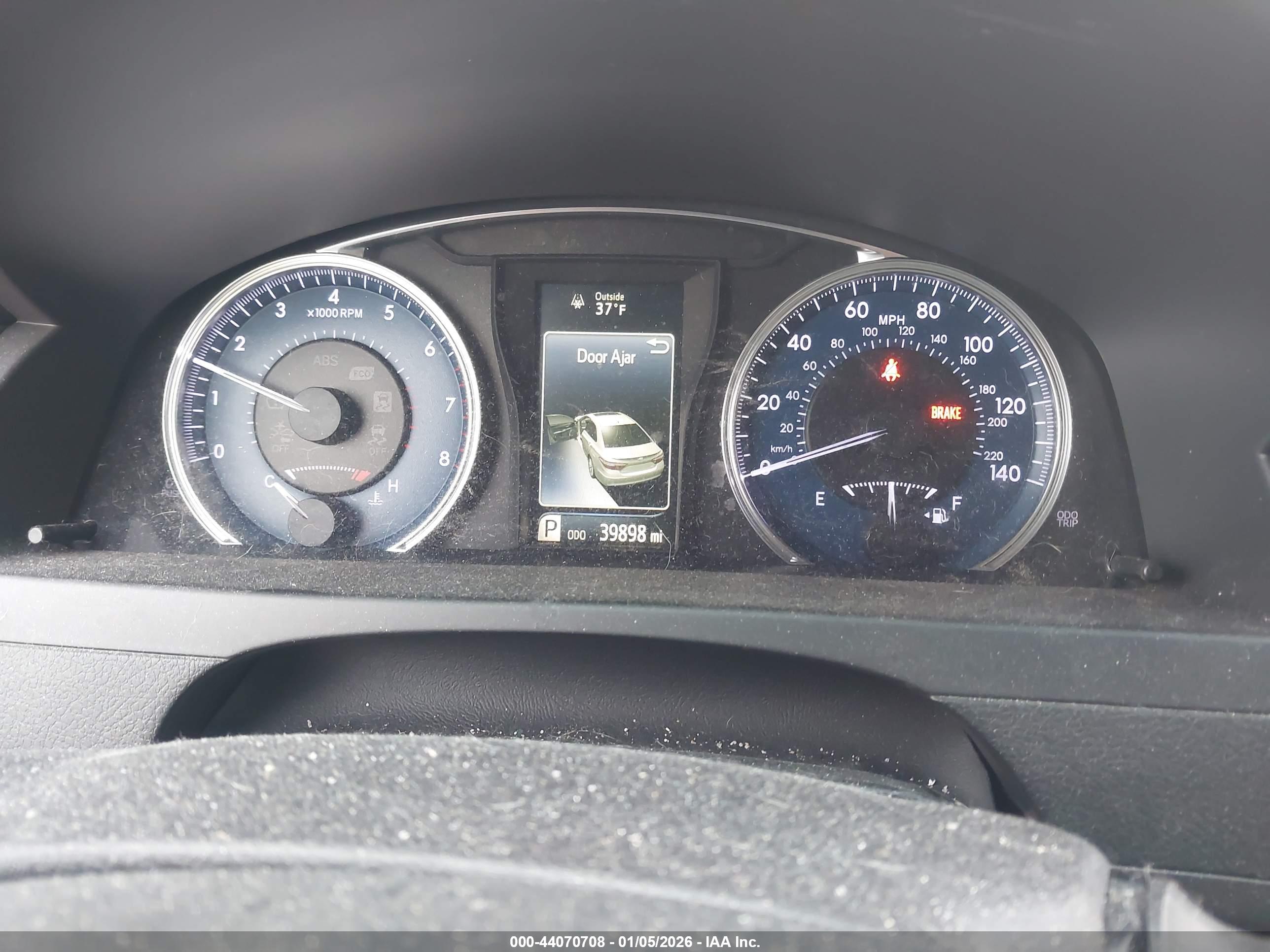 TOYOTA CAMRY image 7