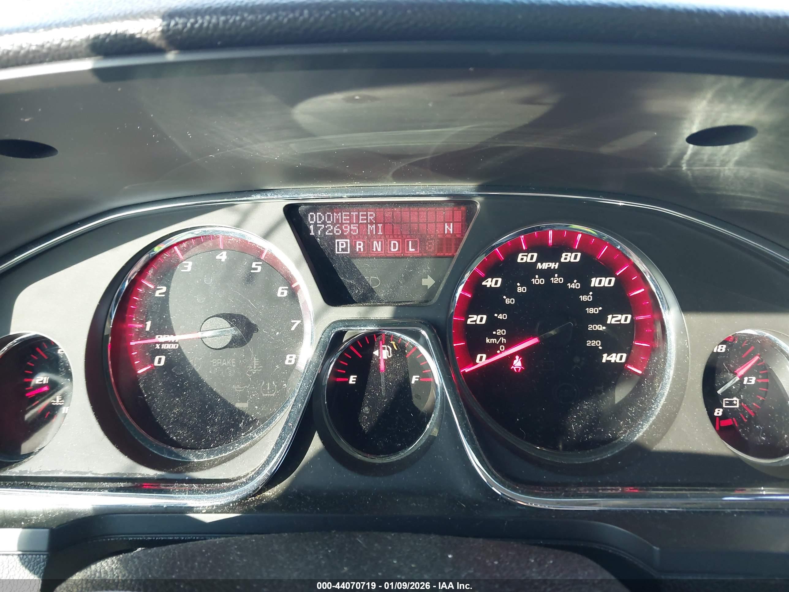 GMC ACADIA image 7