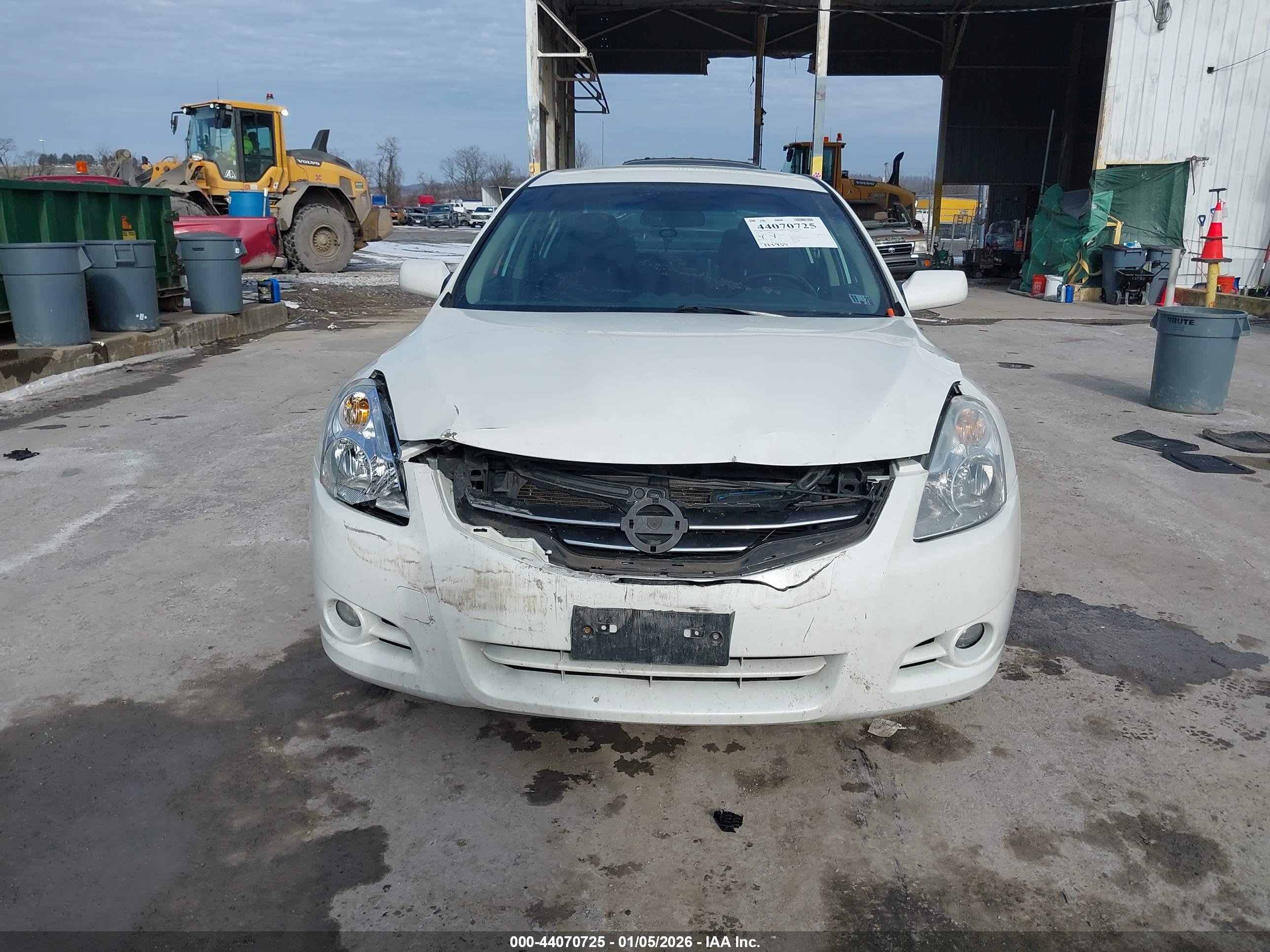 NISSAN ALTIMA image 6