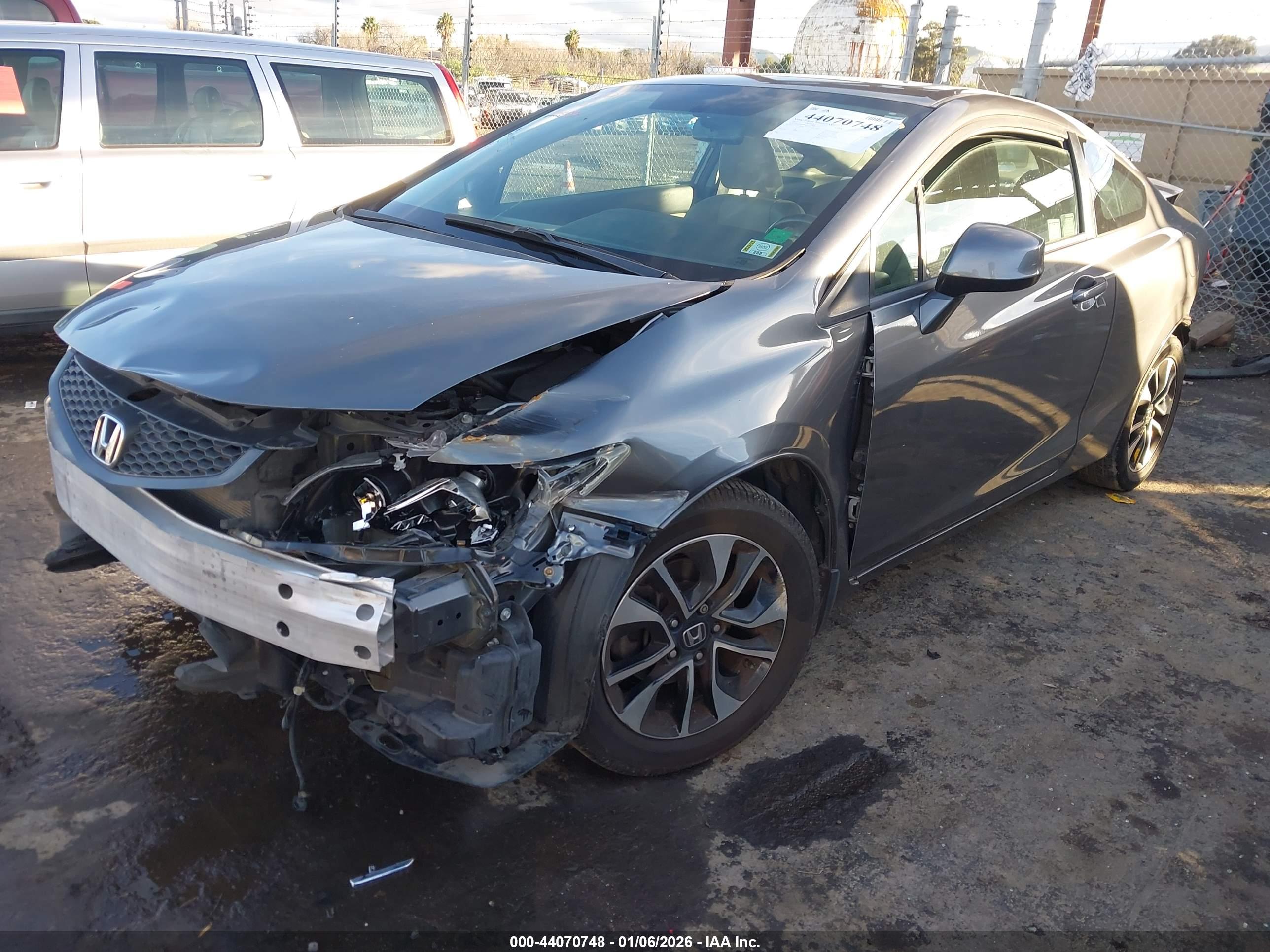 HONDA CIVIC image 2