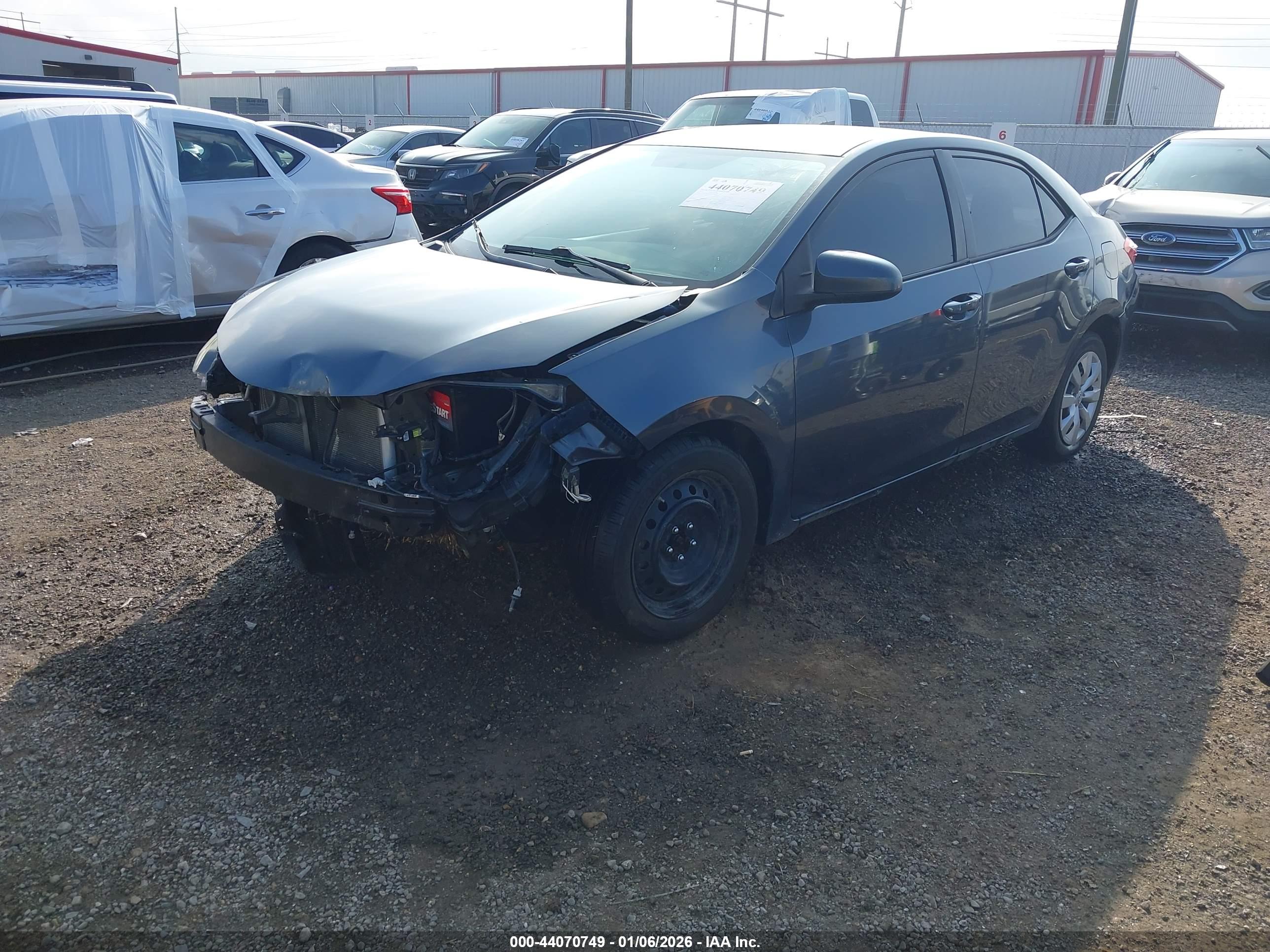 TOYOTA COROLLA image 2