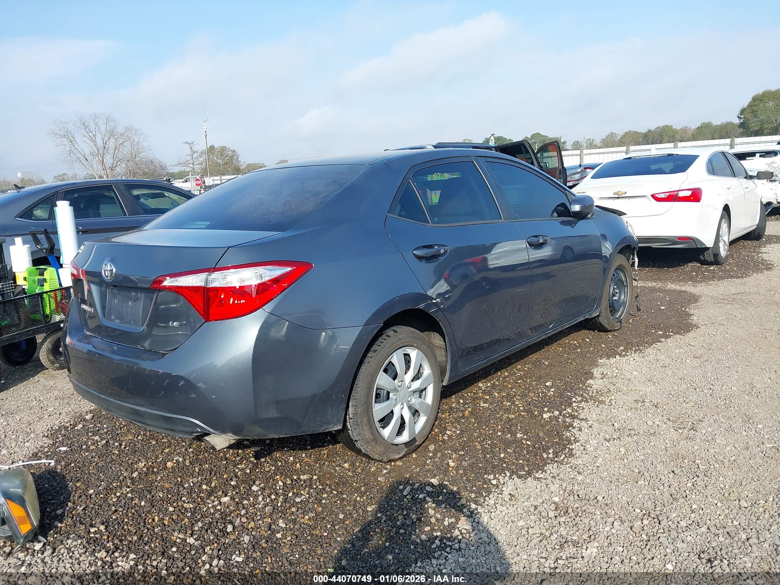 TOYOTA COROLLA image 4