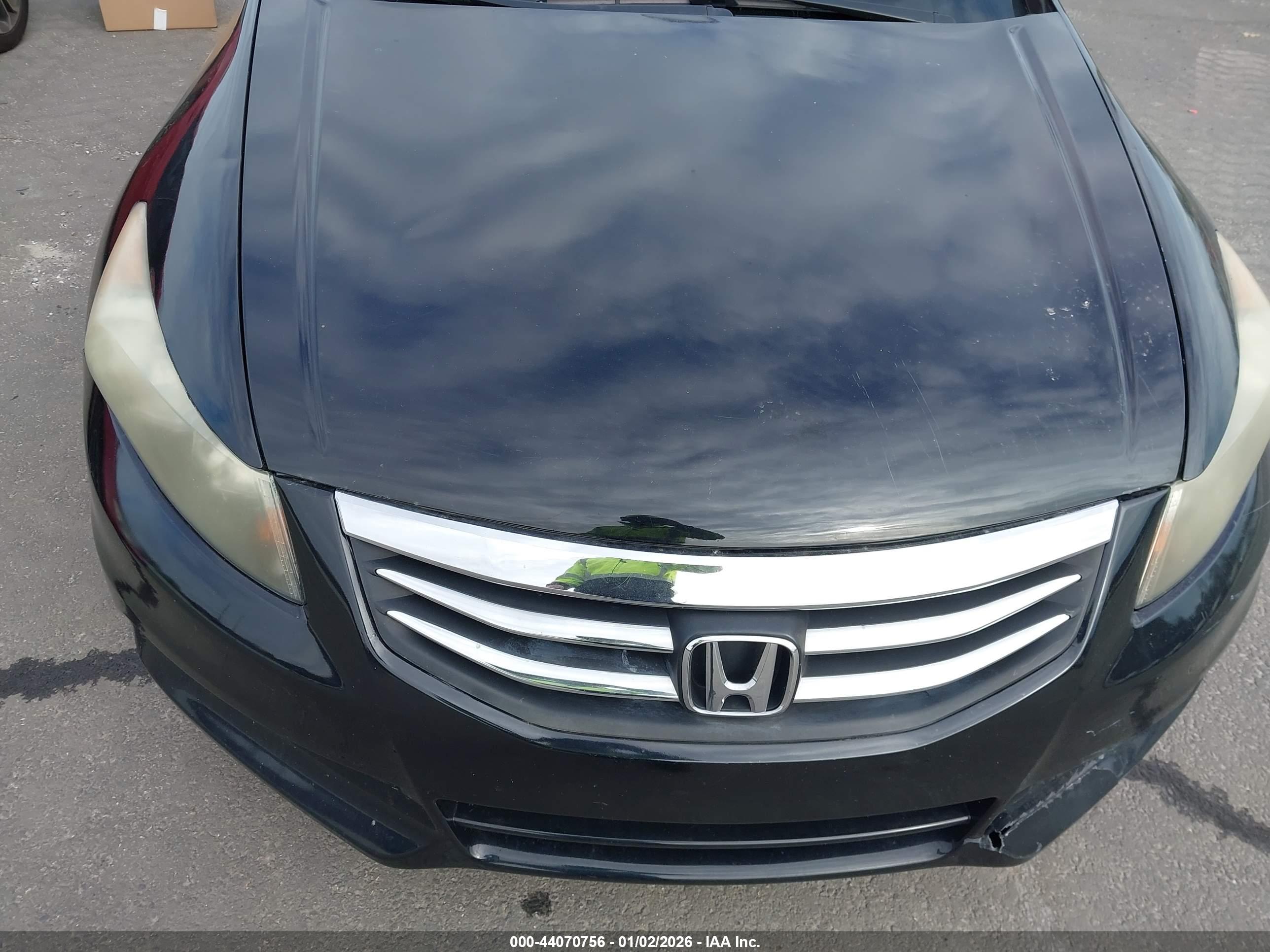 HONDA ACCORD image 6