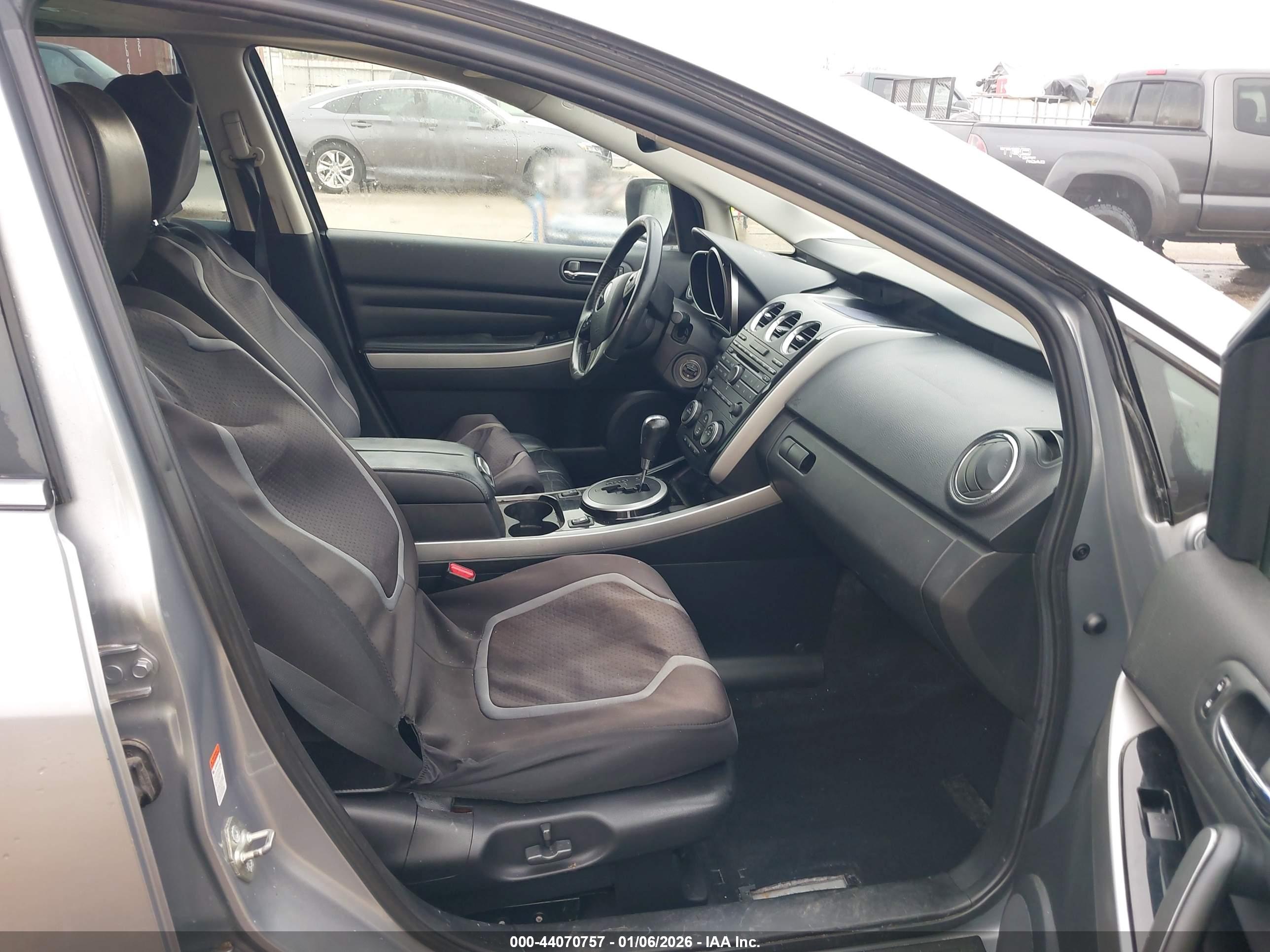 MAZDA CX-7 image 5