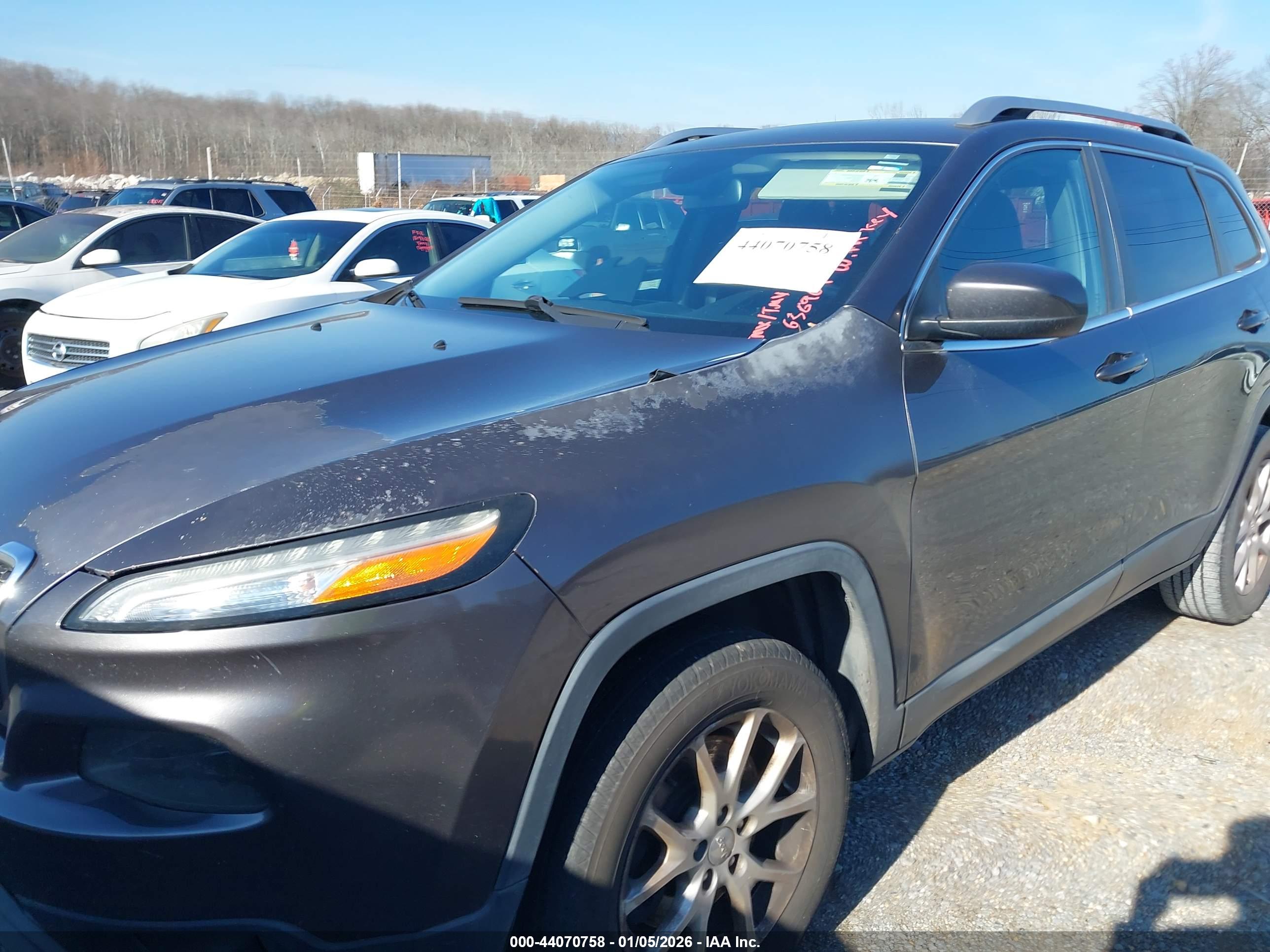 JEEP CHEROKEE image 2