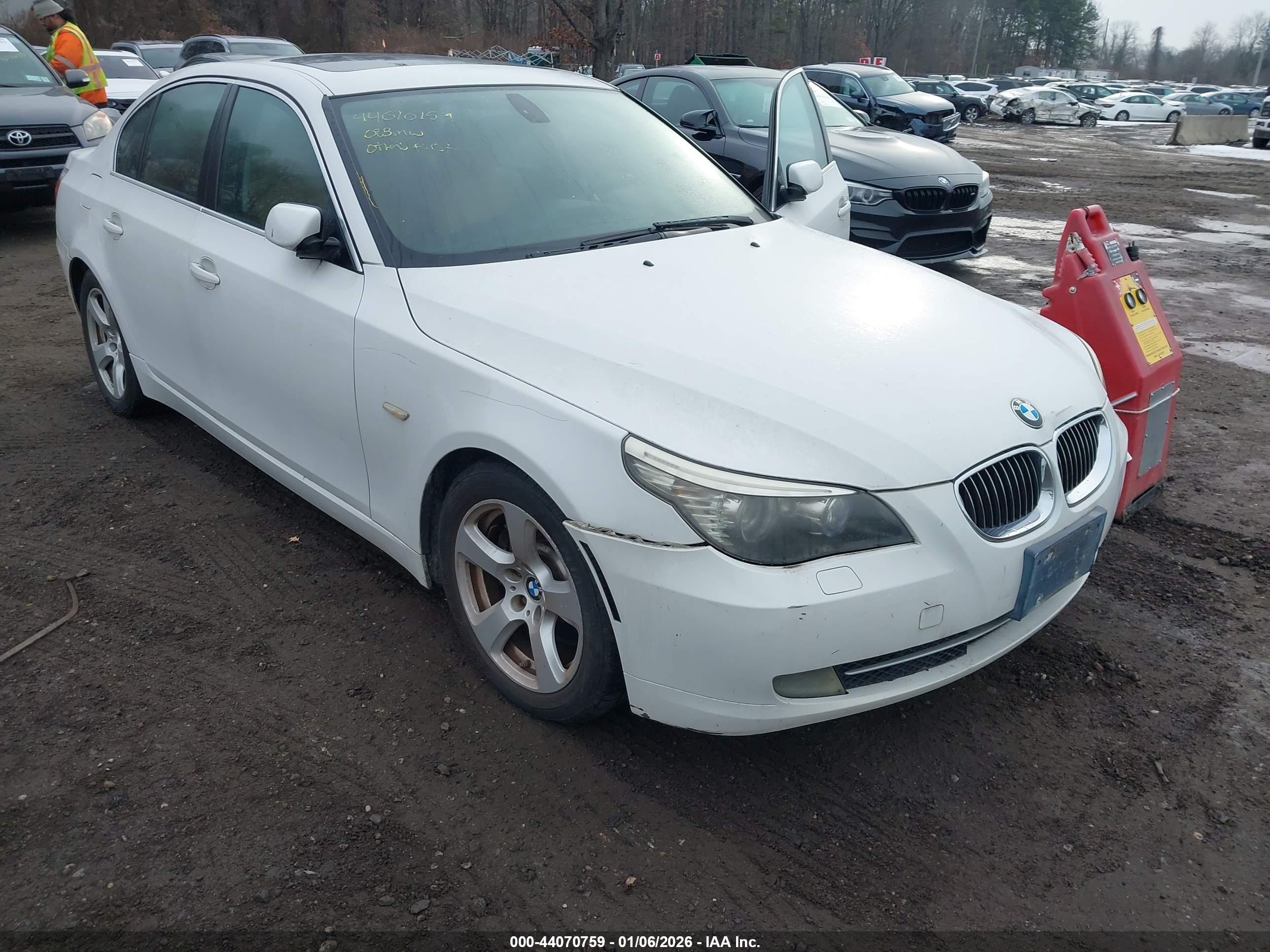 BMW 535I image 6