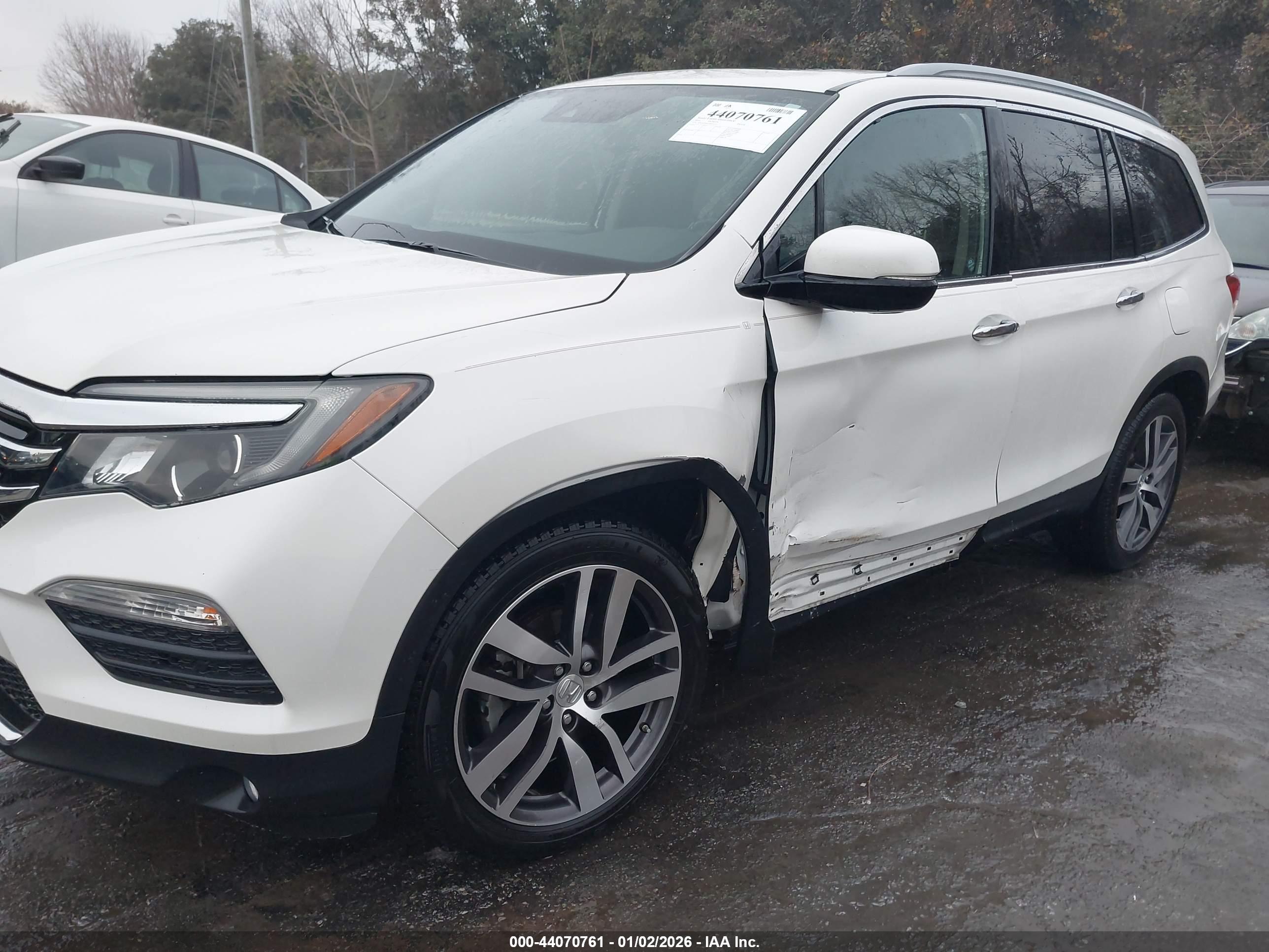 HONDA PILOT image 6